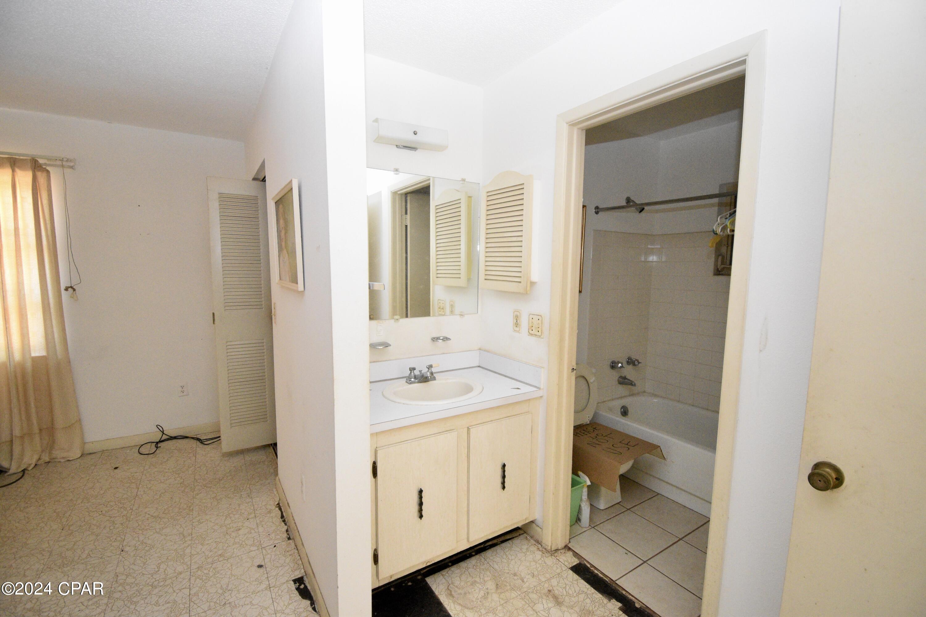 Sunny Hills Unit 19 - Residential