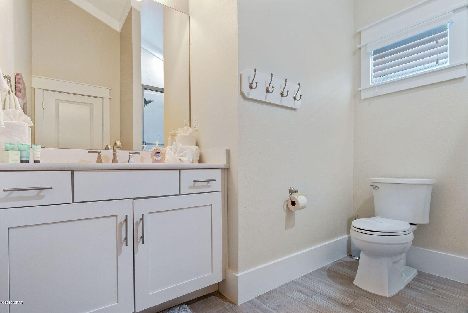 Laguna Beach Estates 5th Add - Residential