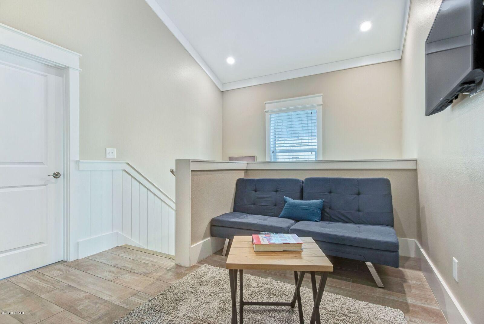 Laguna Beach Estates 5th Add - Residential