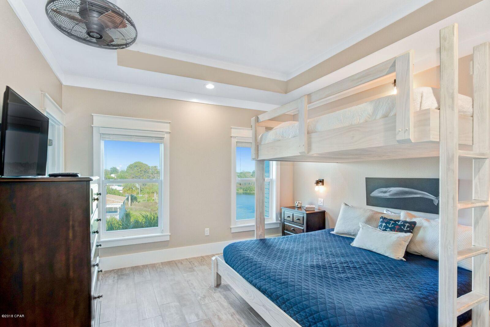 Laguna Beach Estates 5th Add - Residential