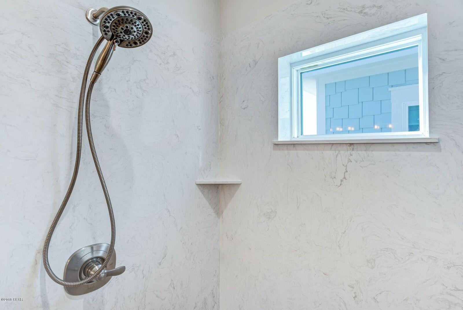 Laguna Beach Estates 5th Add - Residential