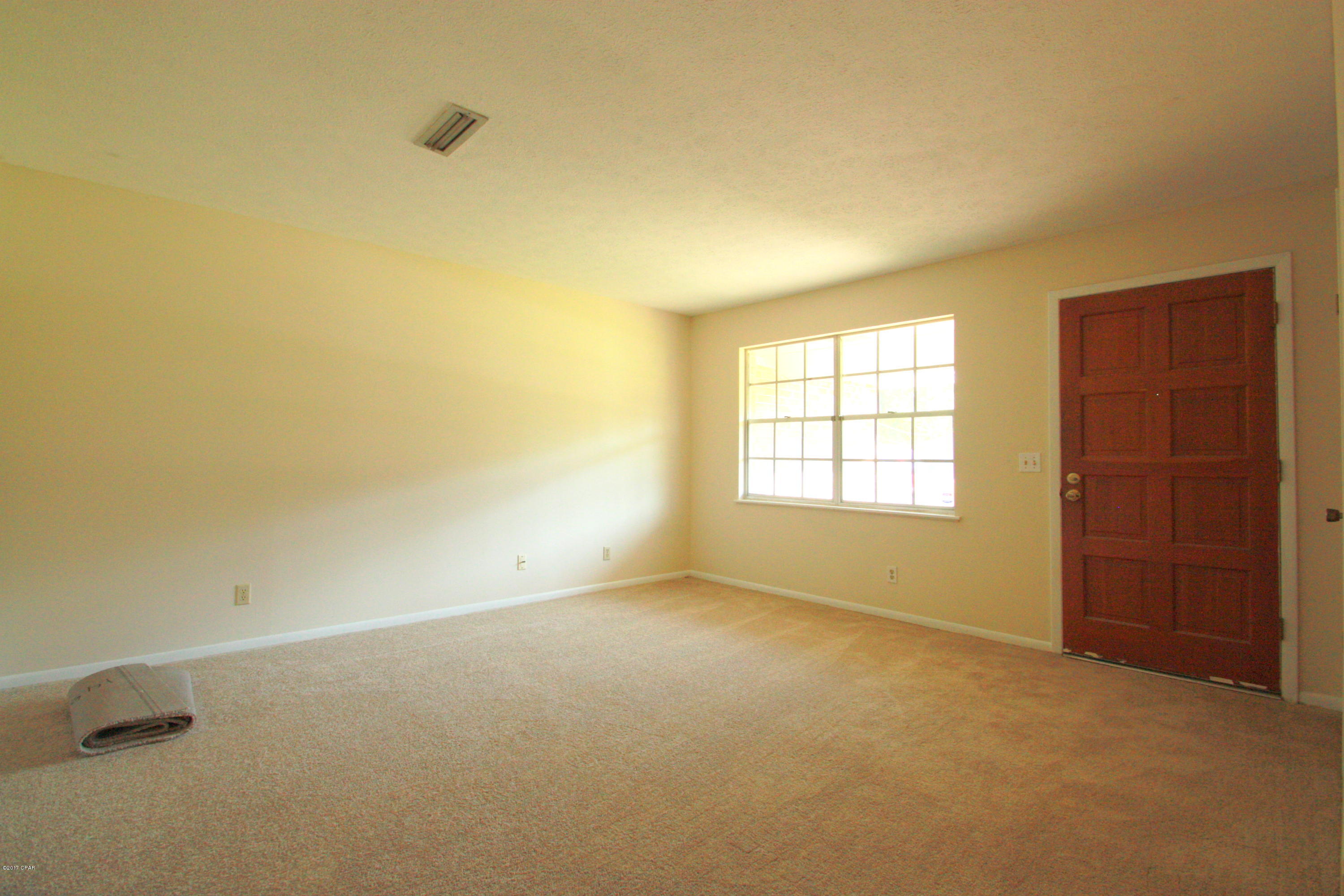 Lannie Rowe Lake Estates U-12 - Residential