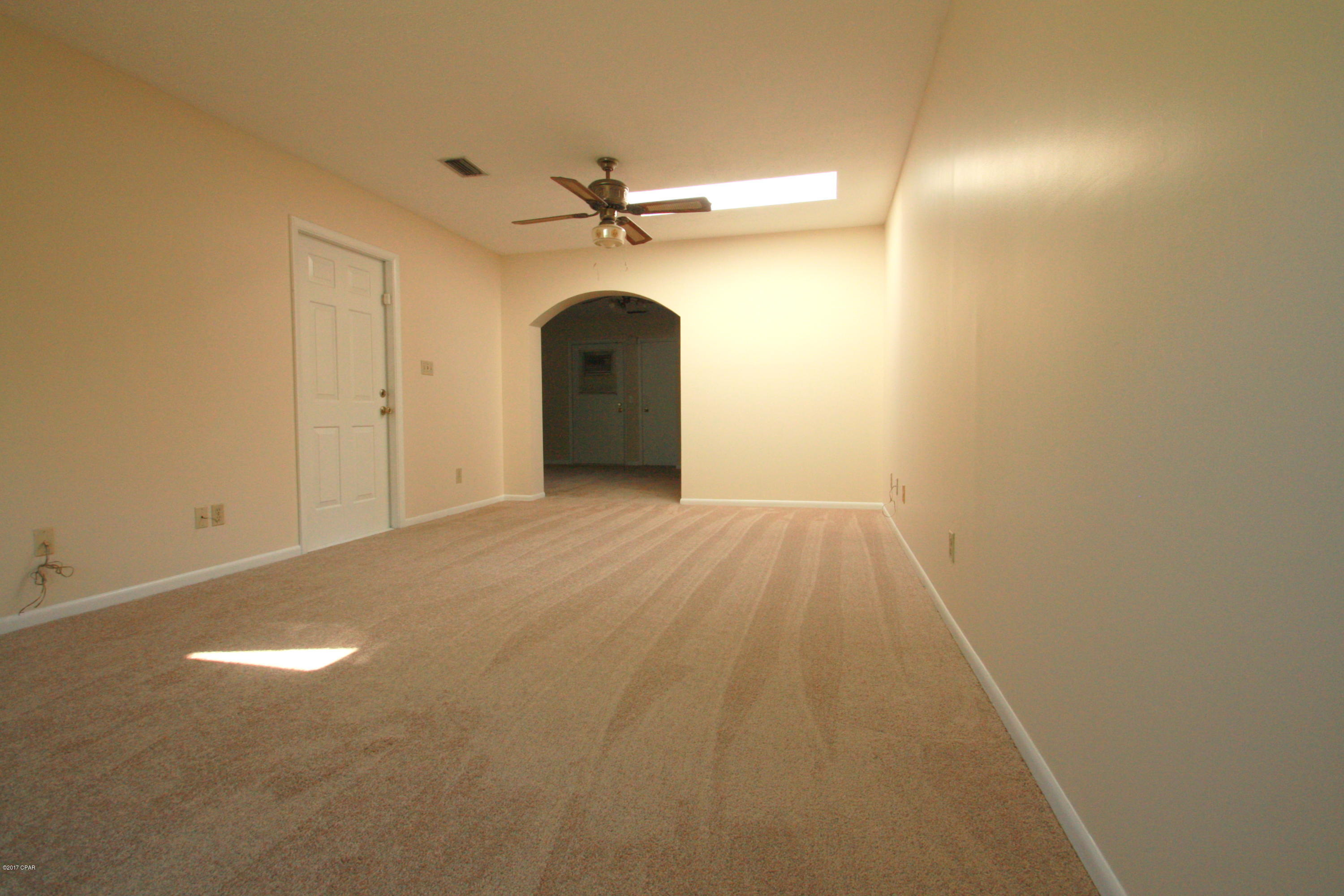 Lannie Rowe Lake Estates U-12 - Residential