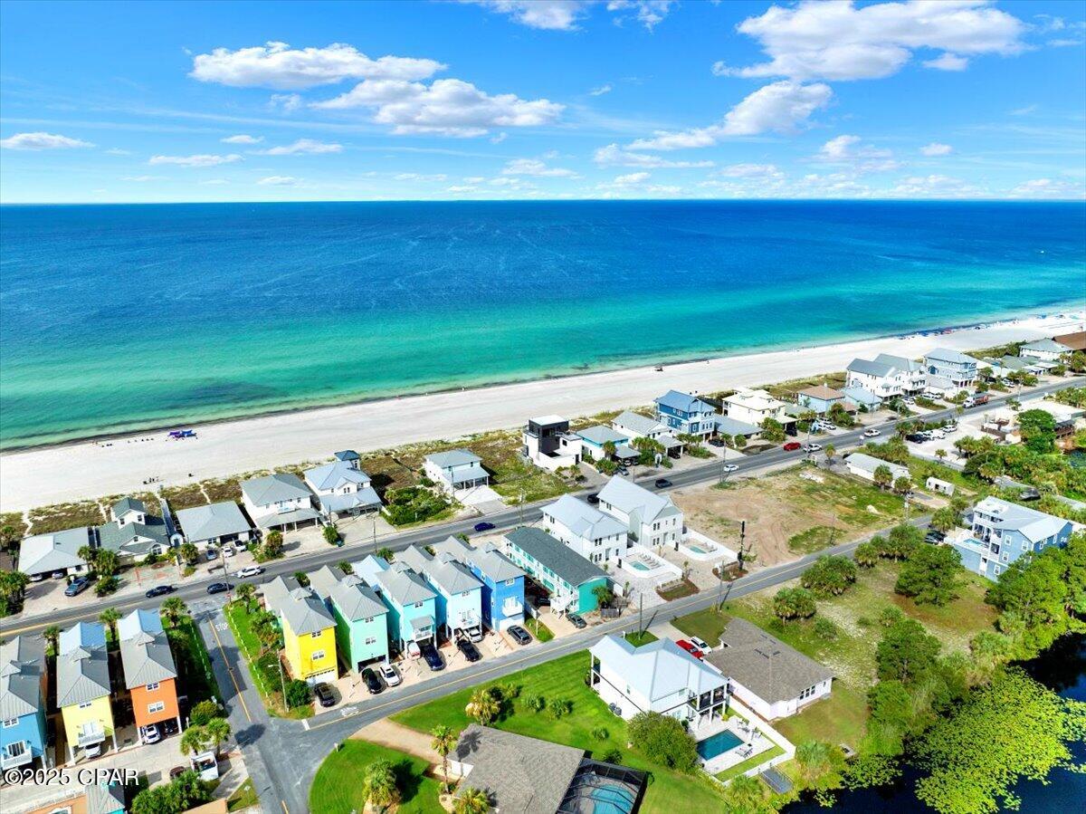 Lullwater Beach - Residential