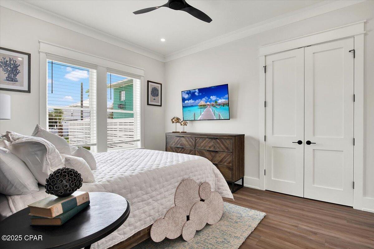 Lullwater Beach - Residential