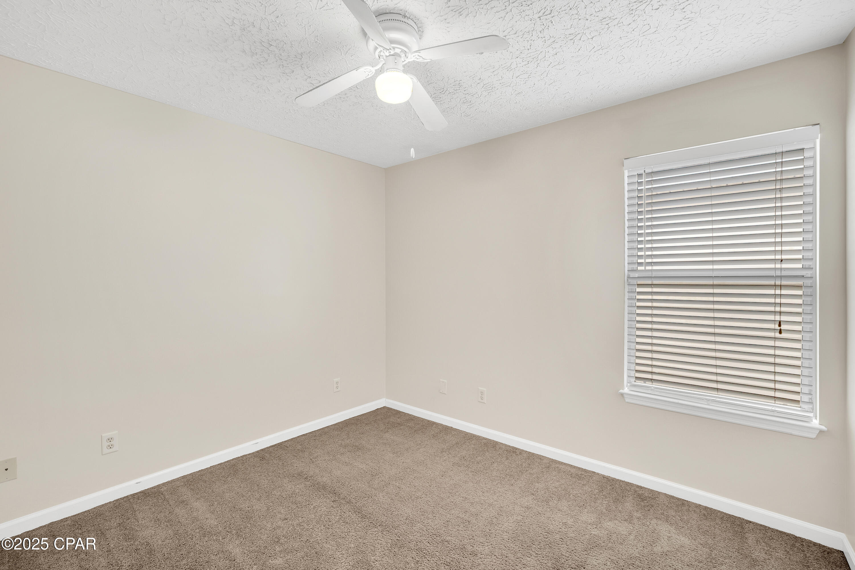 Palm Cove Phase II - Residential Lease