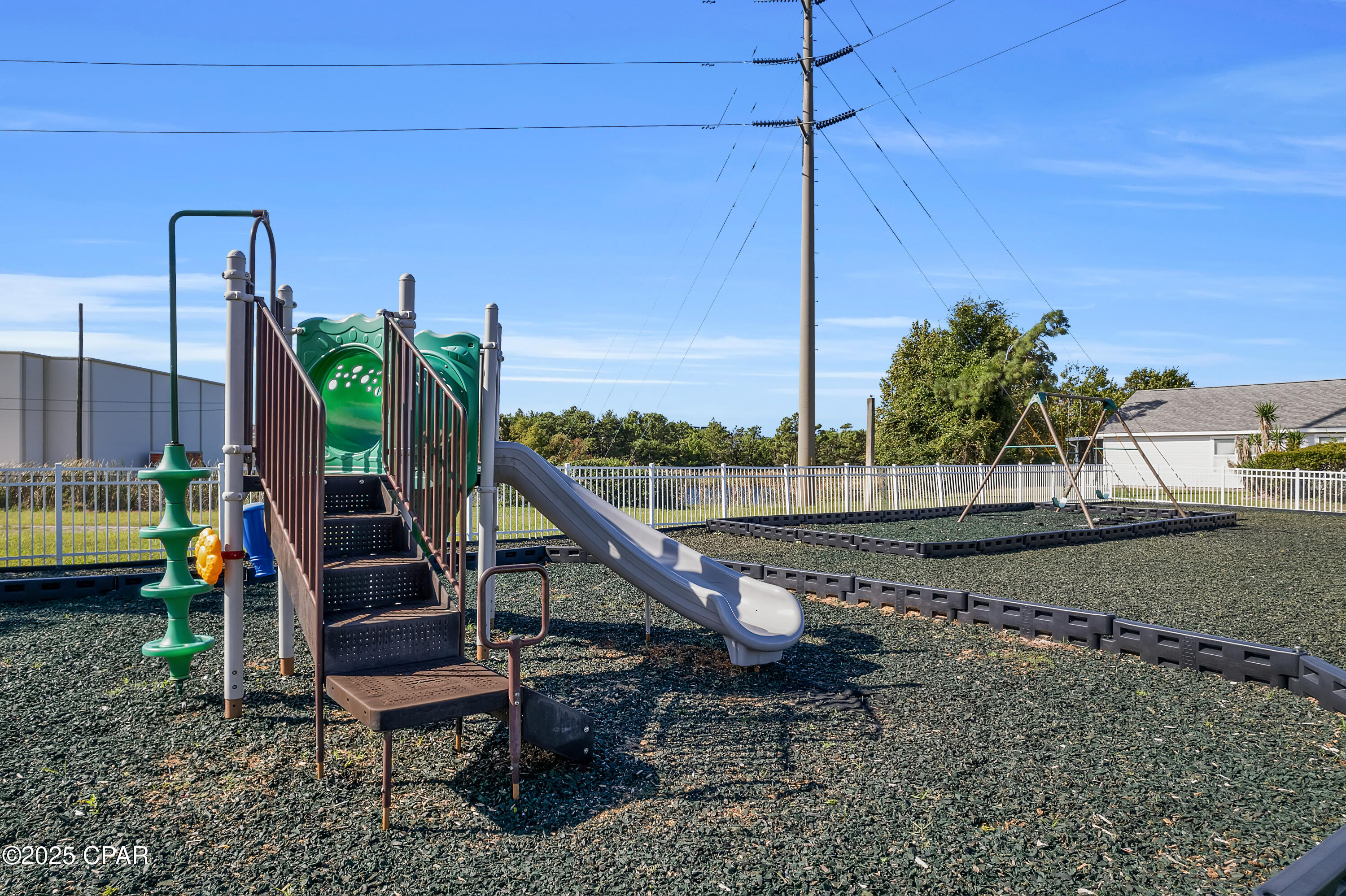 Palm Cove Phase II - Residential Lease