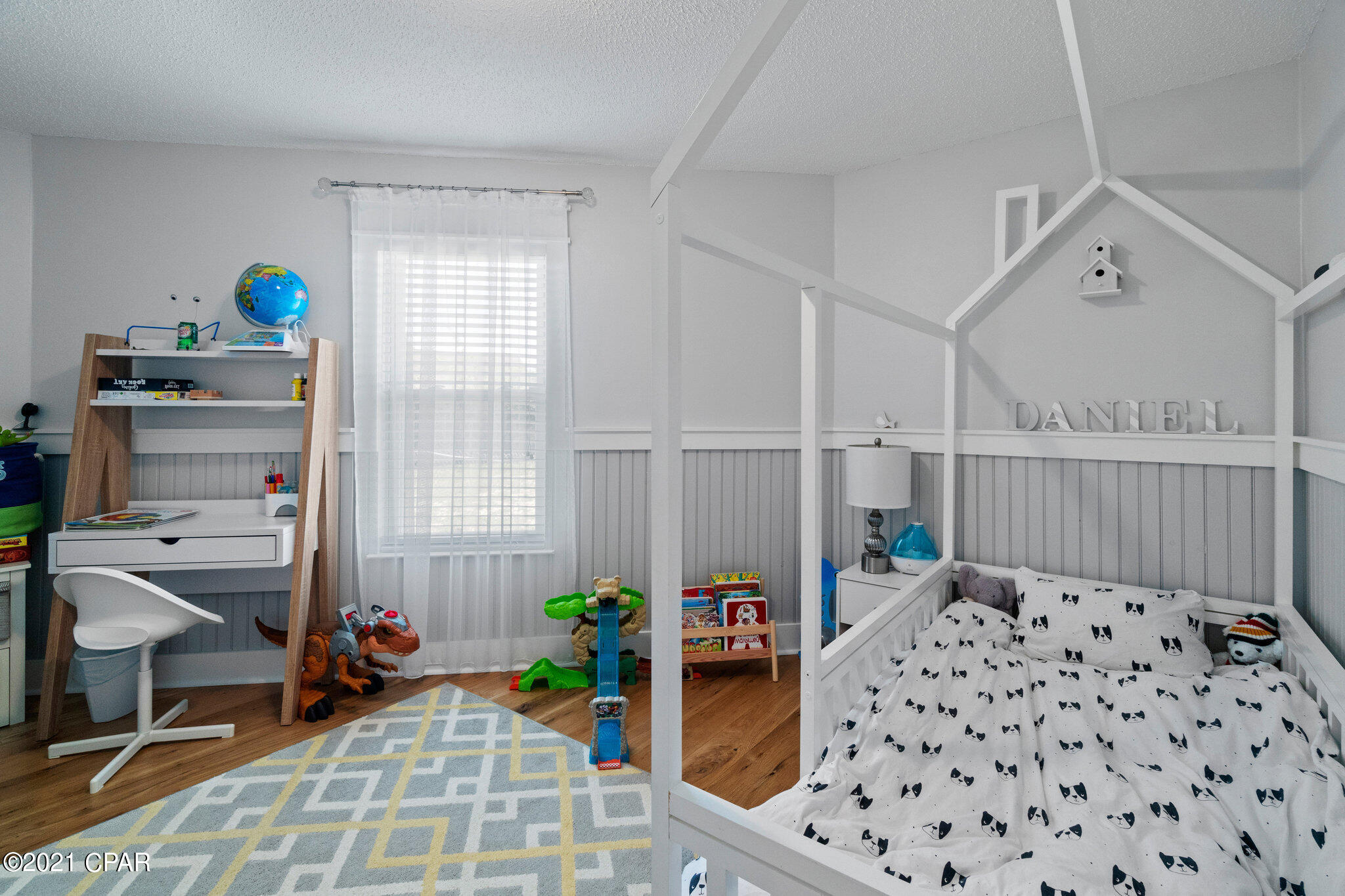 North Lagoon Oaks 4th - Residential