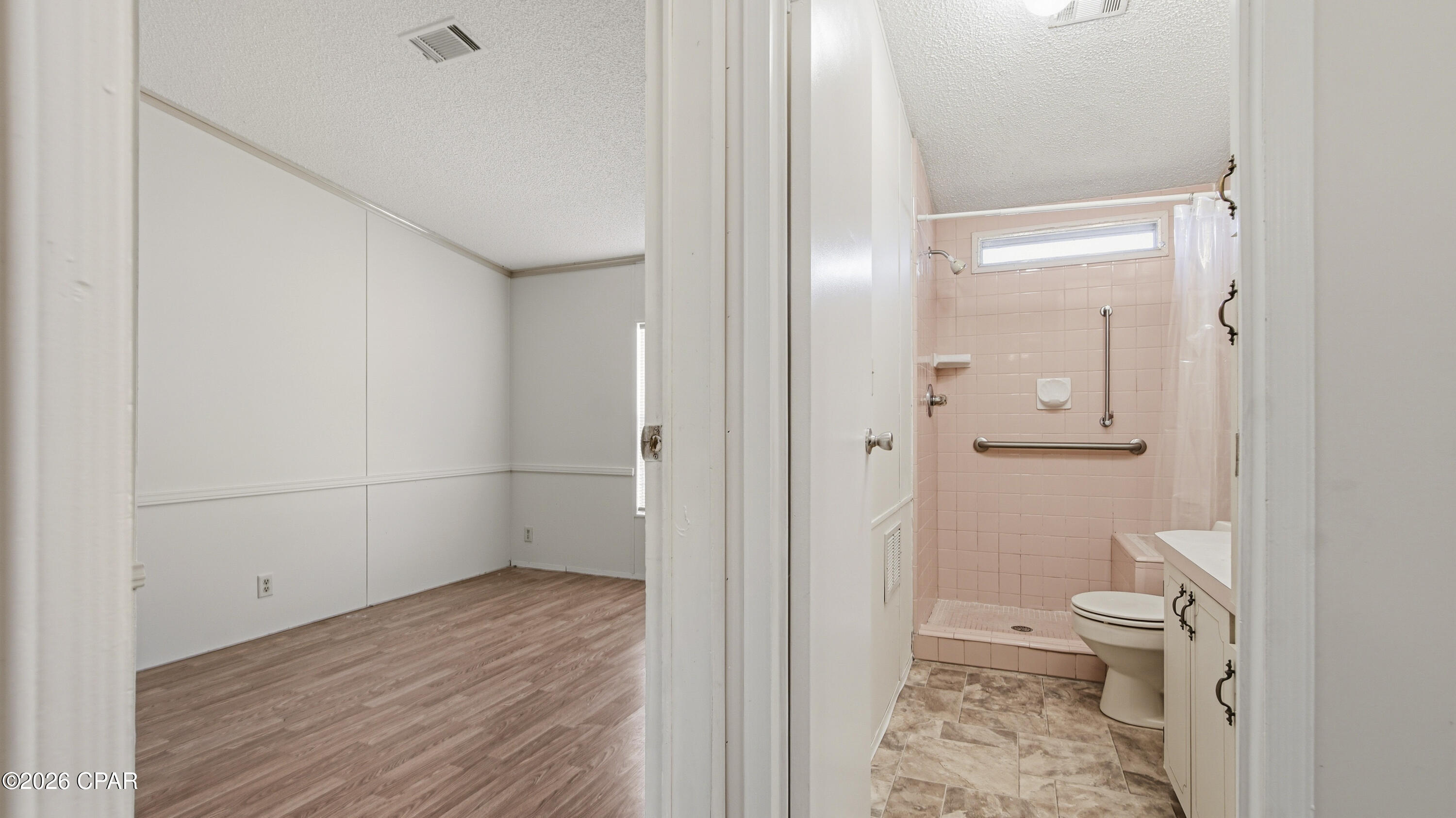 Hickory Bluff - Residential