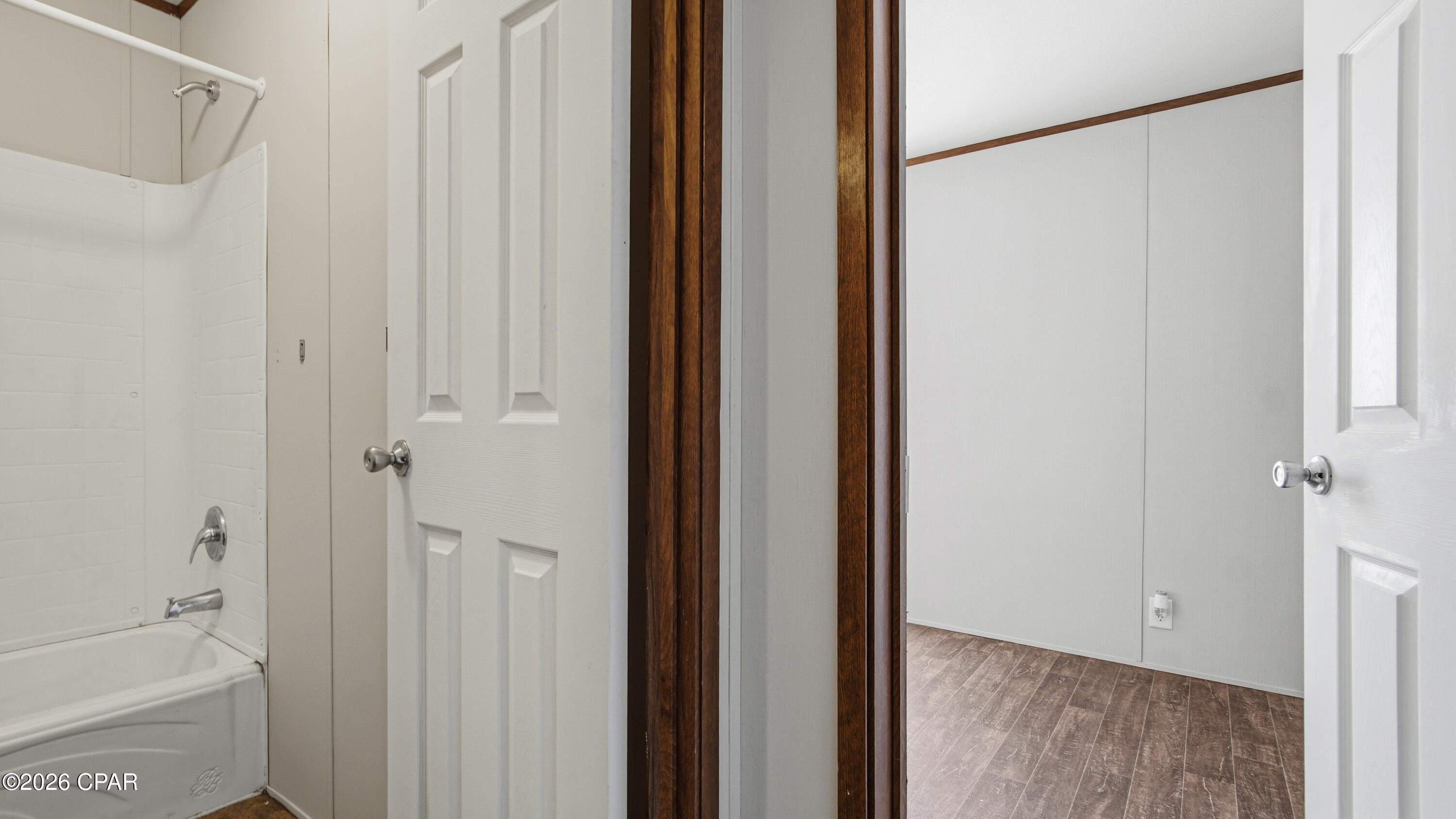 [No Recorded Subdiv] - Residential