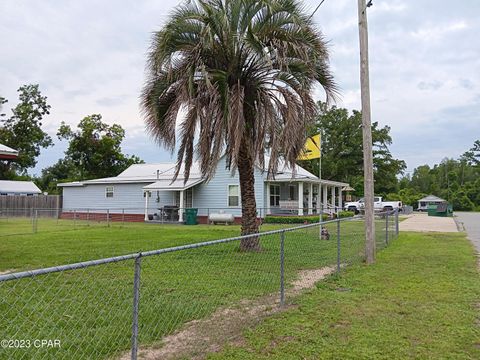 A home in Grand Ridge