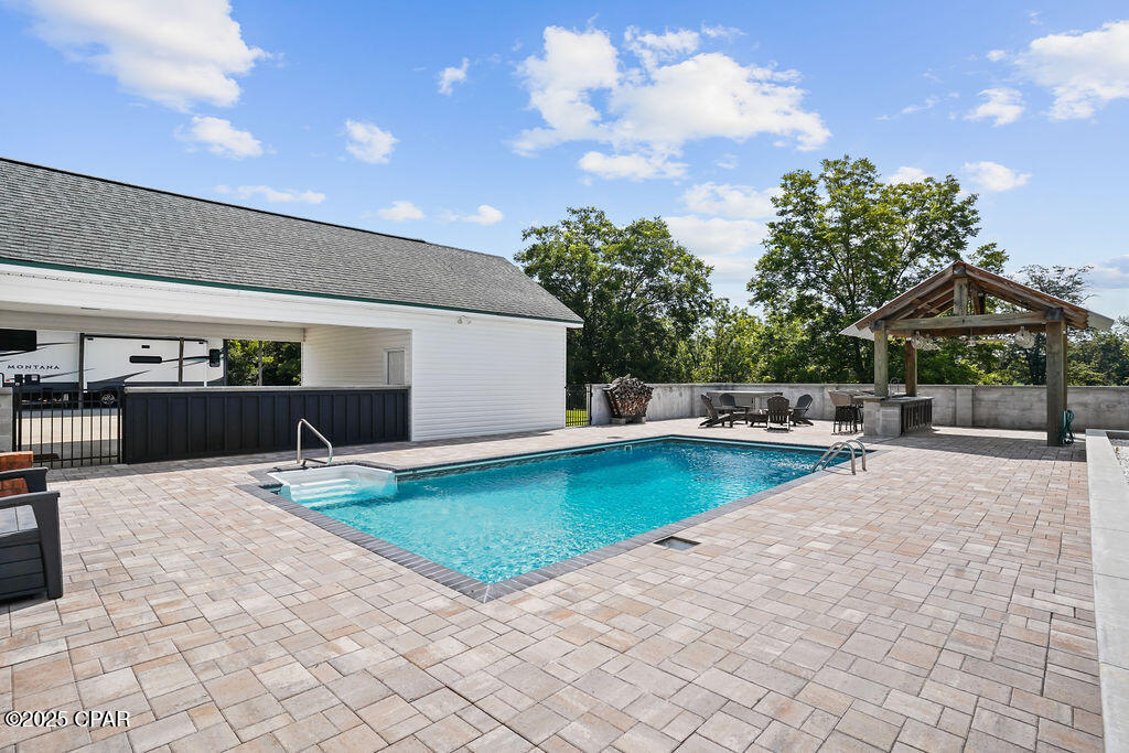 Twin Lakes - Residential