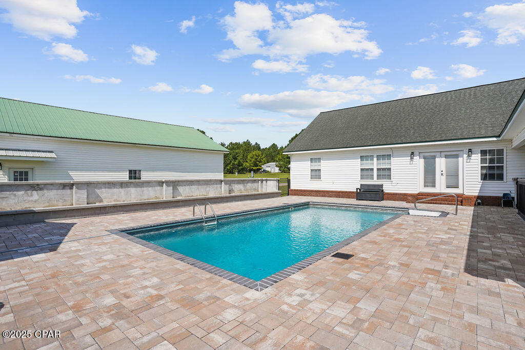 Twin Lakes - Residential