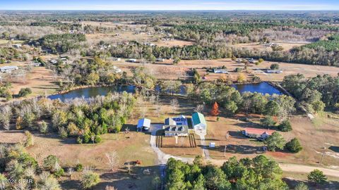 A home in Bonifay