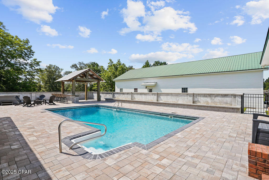 Twin Lakes - Residential