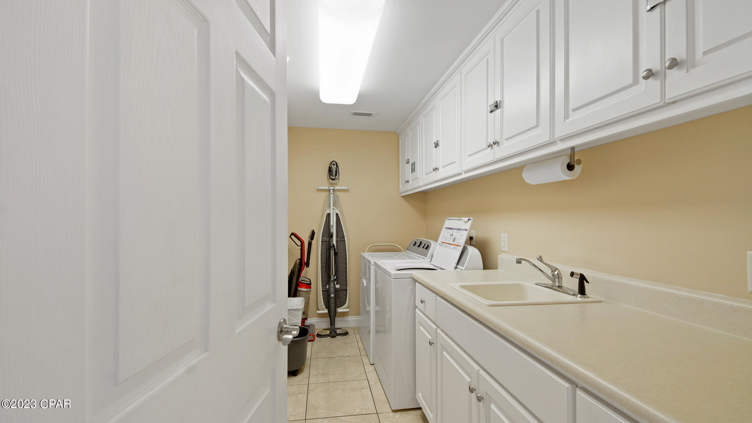 Hidden Dunes Condo - Residential