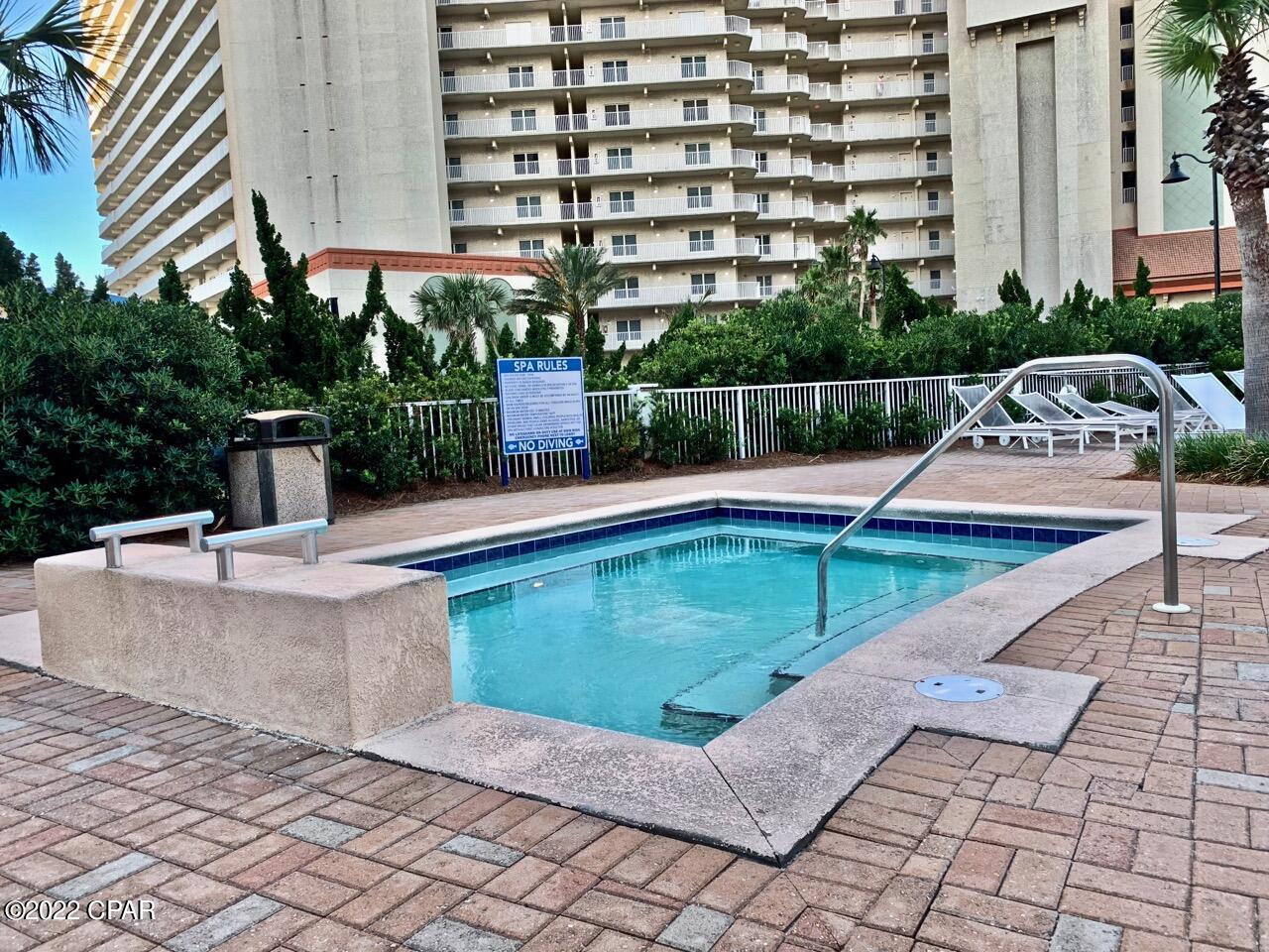 Laketown Wharf - Residential