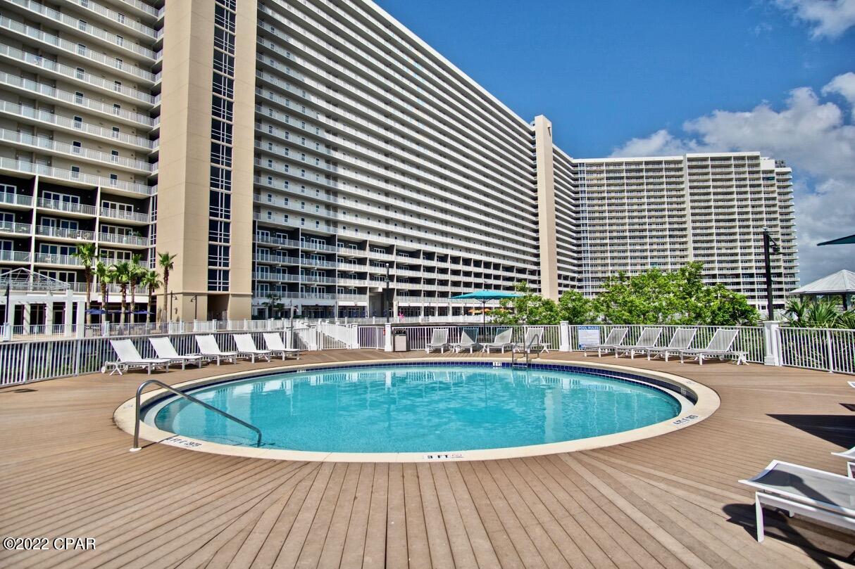 Laketown Wharf - Residential