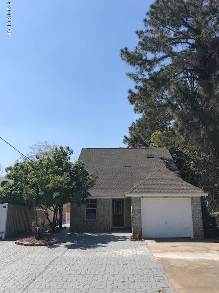 4 Bedrooms and 3 Full Baths. Close to the Beach.  New Frigidaire appliances in Kitchen, Granite Counter Tops. High Ceiling in dining Area. Bar separates Kitchen from Family Room. New Washer/Dryer. New Ceiling fans and Fixtures throughout Home. Skylights in Bathroom and Study. New Electric Water Heater. Tile Floors in Family Room, Kitchen and 1st Floor Bedroom. Laminate Flooring in Master Bedroom and Bedrooms on 2nd Floor. 1 Car Garage. Room for Several more on Cobblestone Drive. 30 year Architectural Shingles November 2017. Fenced Backyard with Fire Pit. Fresh Paint inside and out. Beautiful Landscape includes Orange, Grapefruit and Tangerine Trees. Walking distance to Soccer Field. Less than 1 mile to Florida State and Gulf Coast University.  THIS HOME IS A MUST SEE! Age, SF, and Dimensions are approximate... please verify if important.