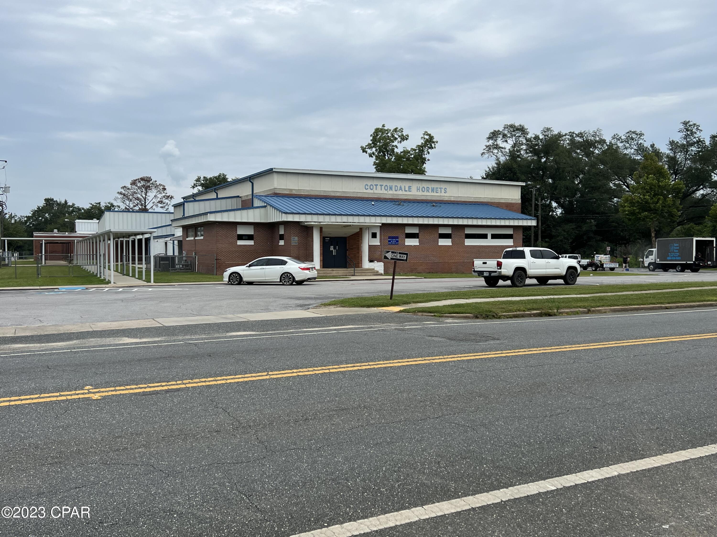 [No Recorded Subdiv] - Land