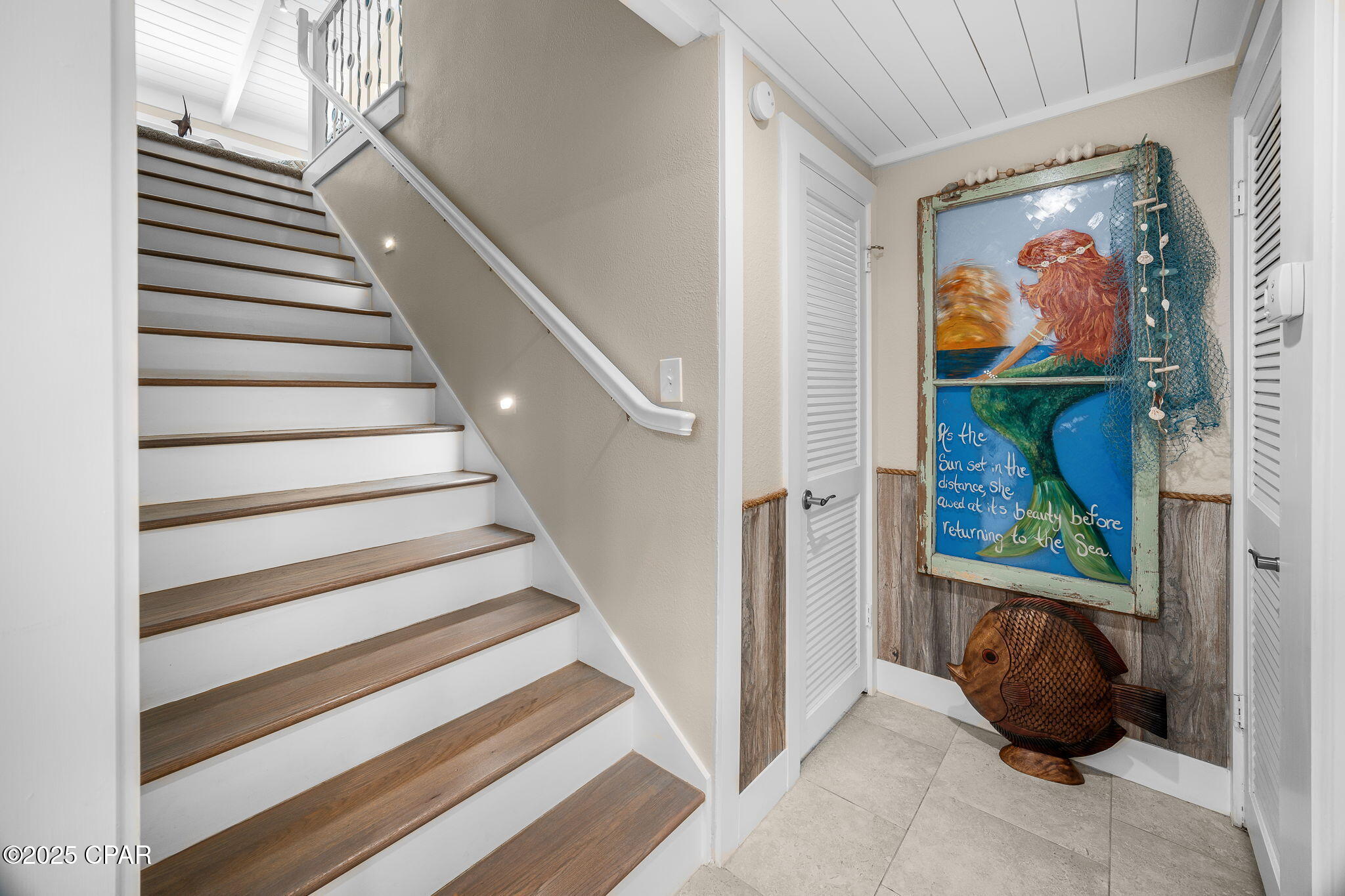 Sunnyside Beach & Tennis Condo - Residential