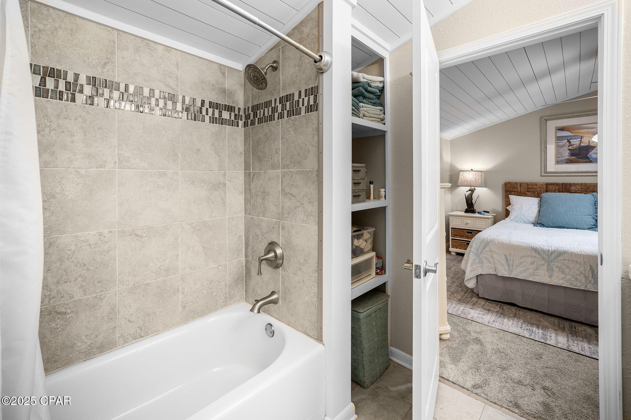 Sunnyside Beach & Tennis Condo - Residential