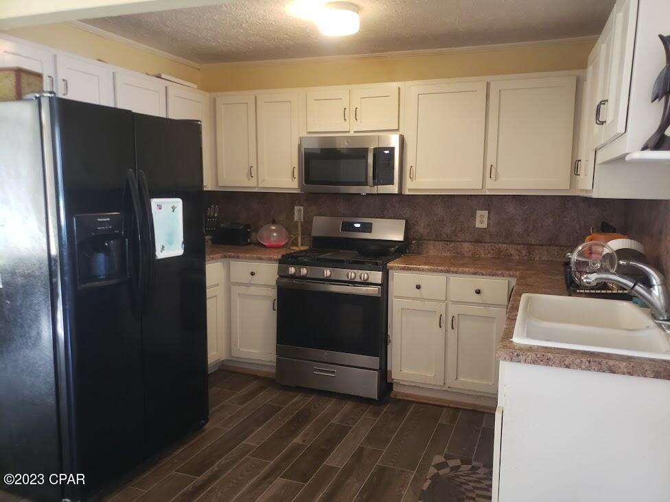 Lakeside - Residential