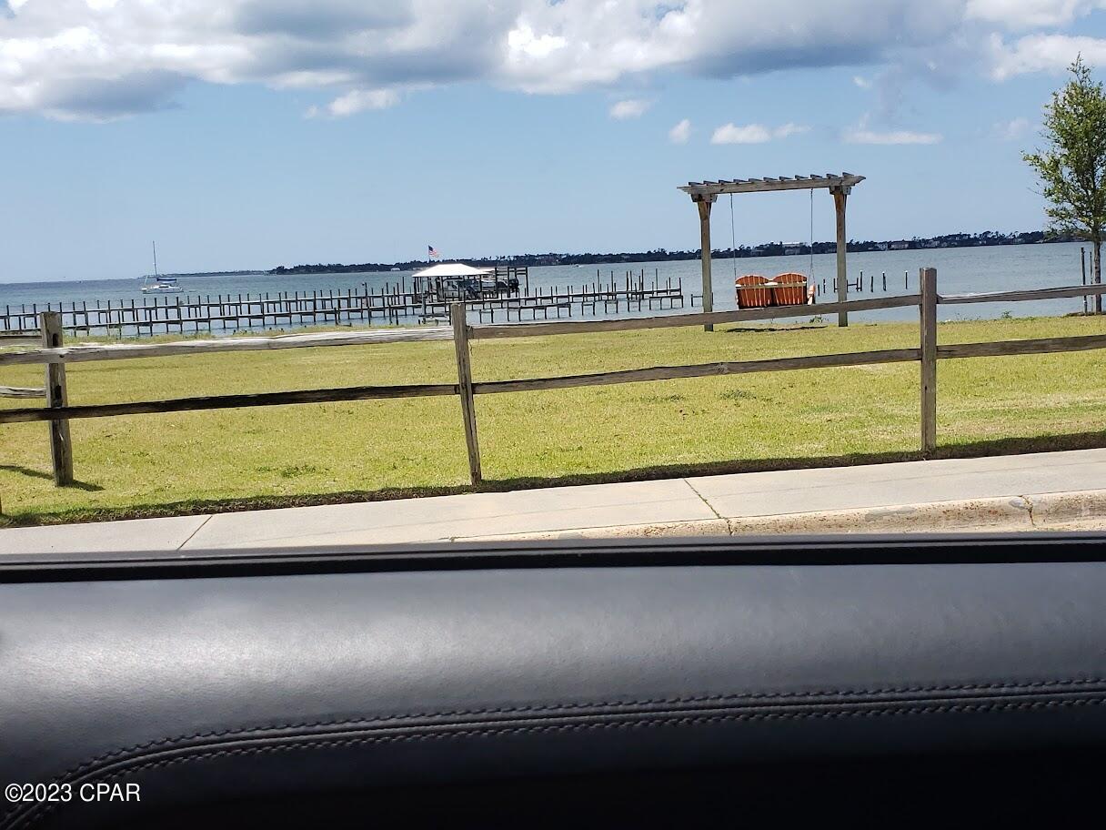 Lakeside - Residential