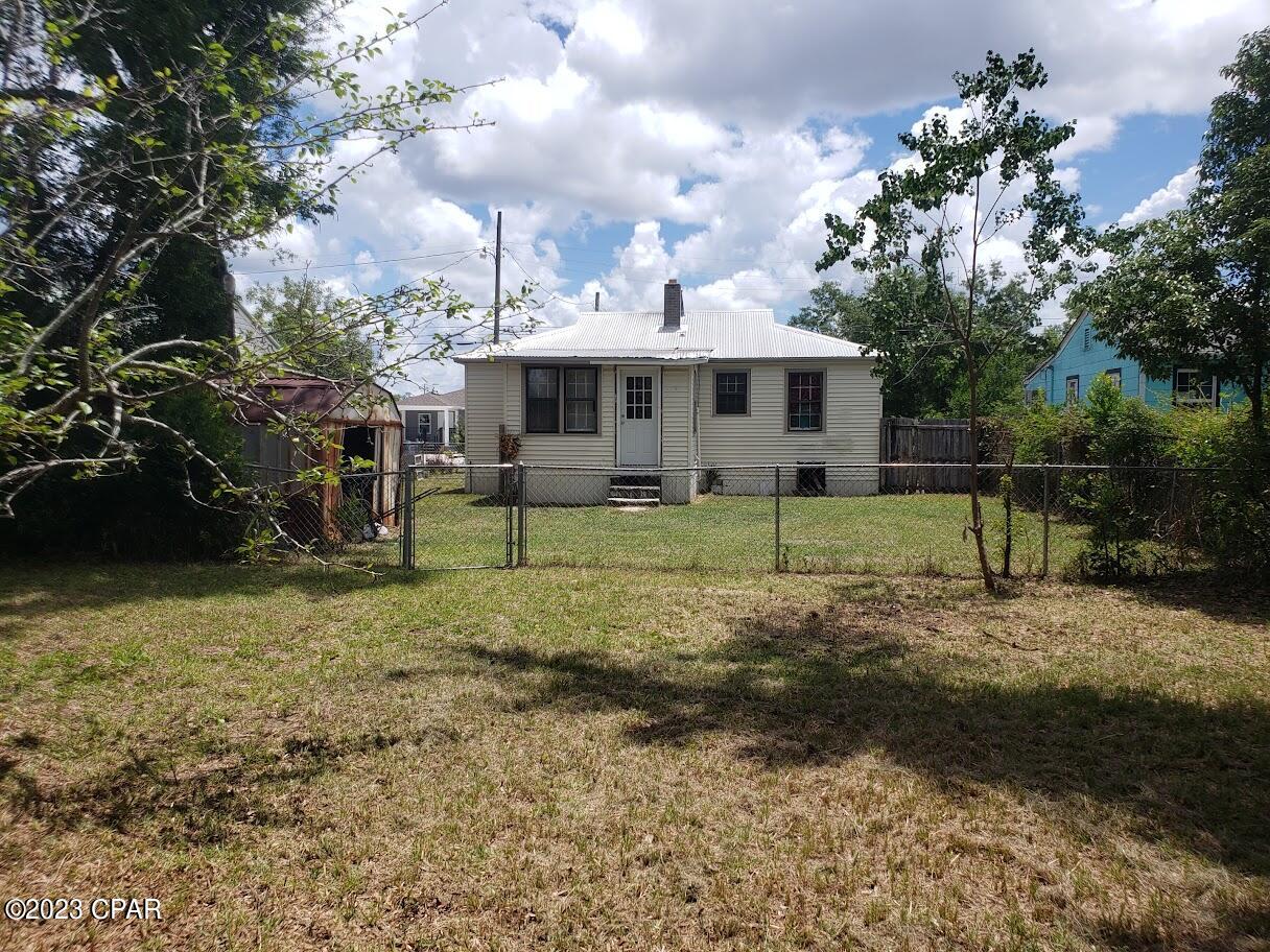 Lakeside - Residential