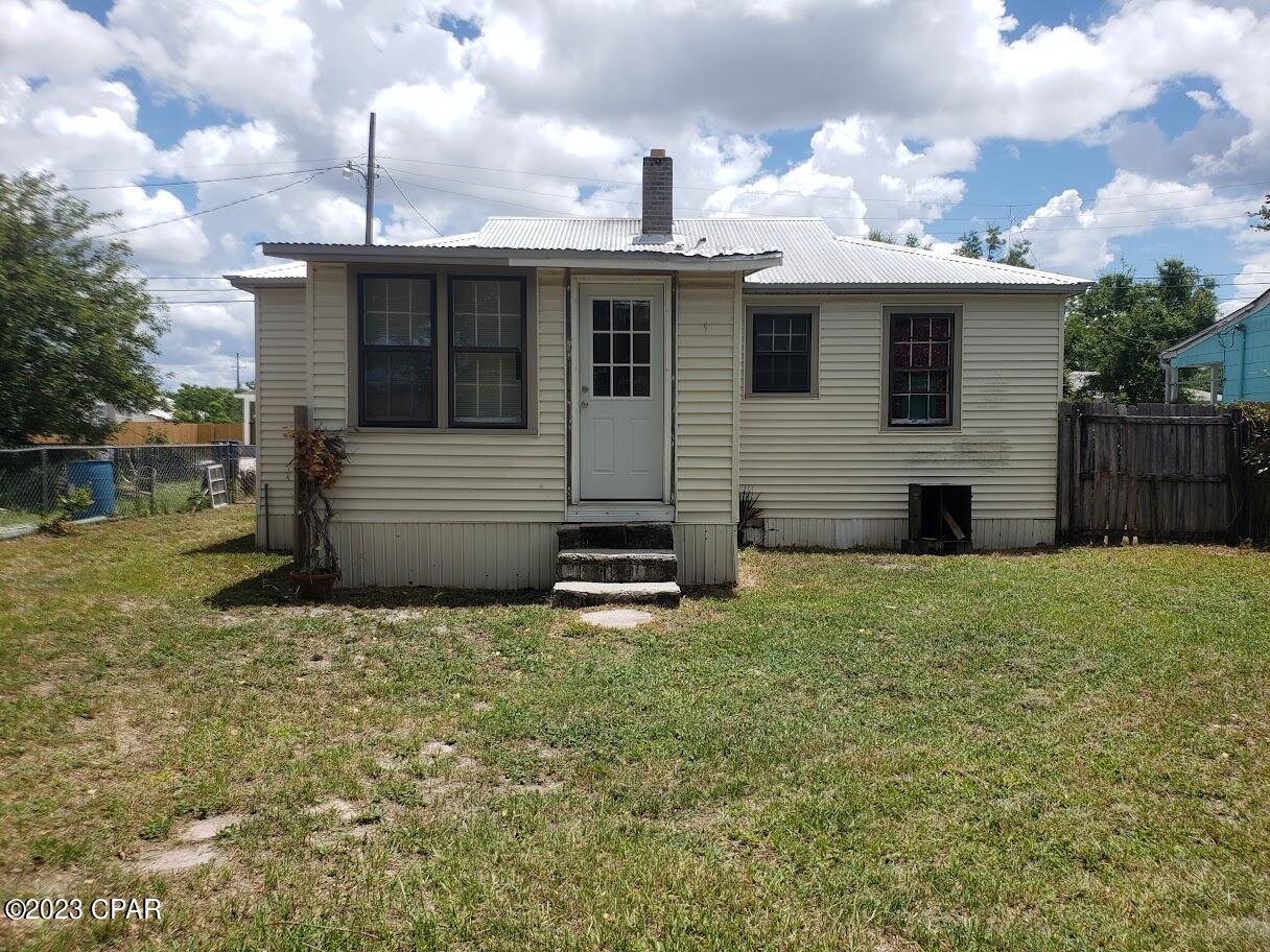 Lakeside - Residential