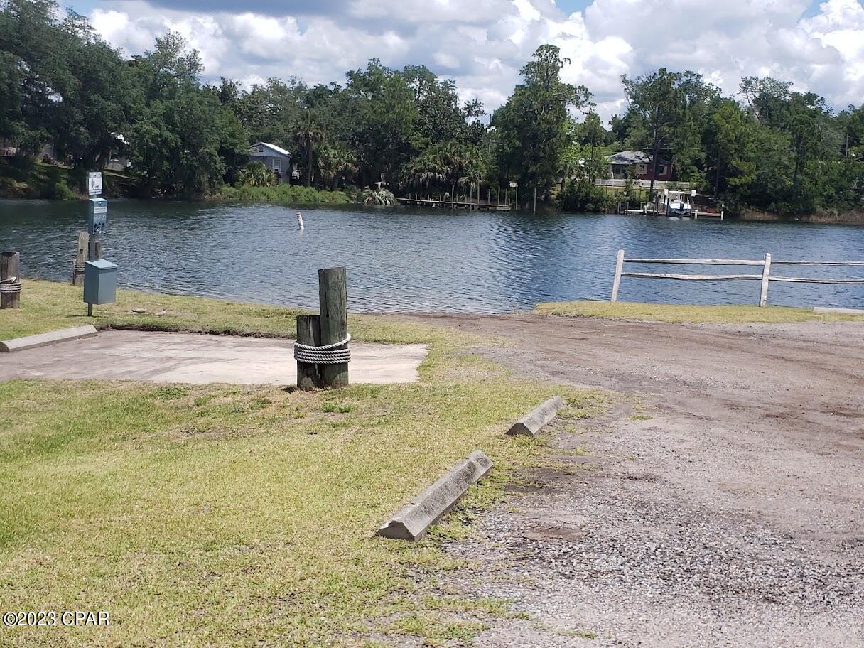 Lakeside - Residential