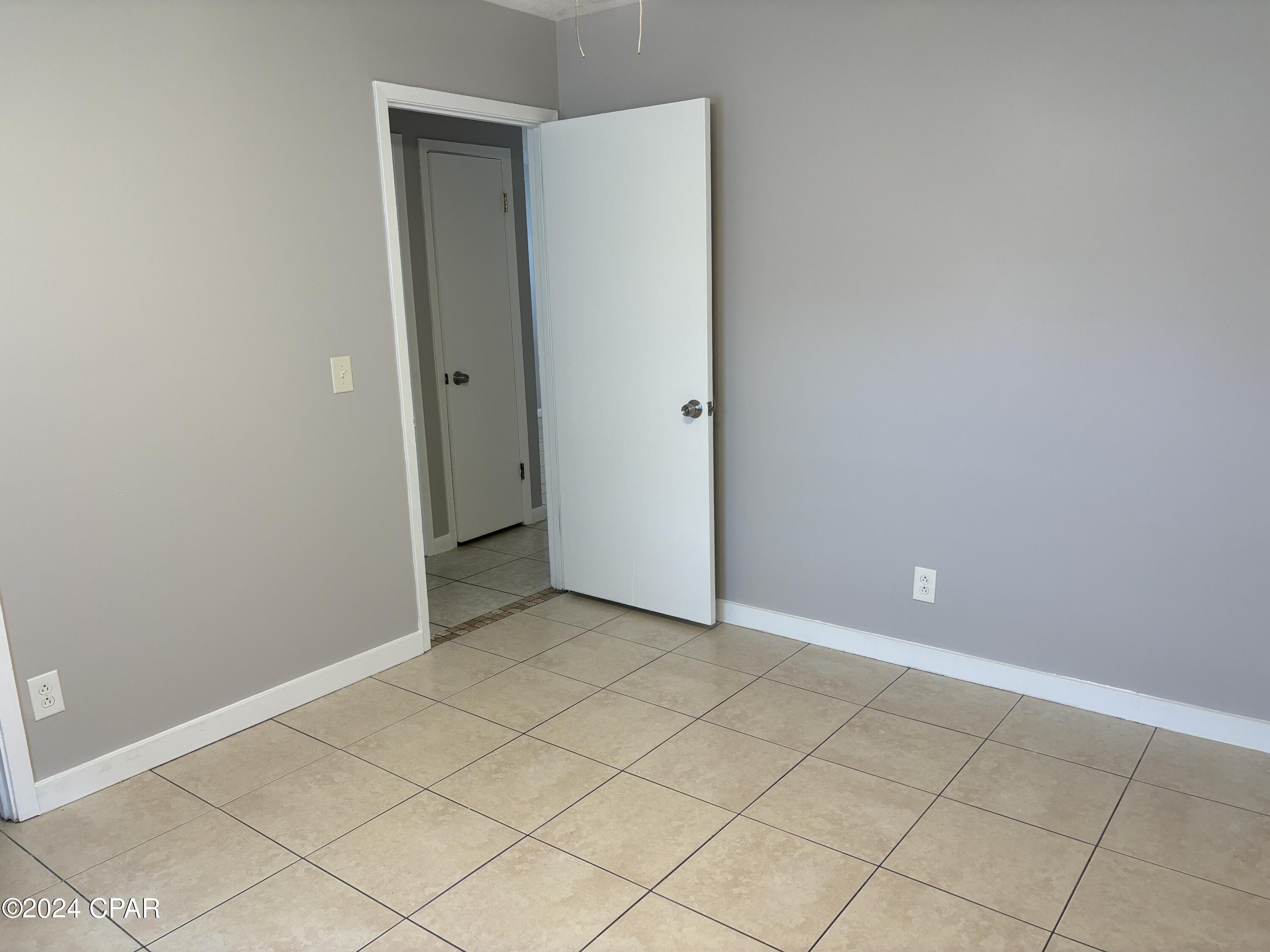 [No Recorded Subdiv] - Residential Lease