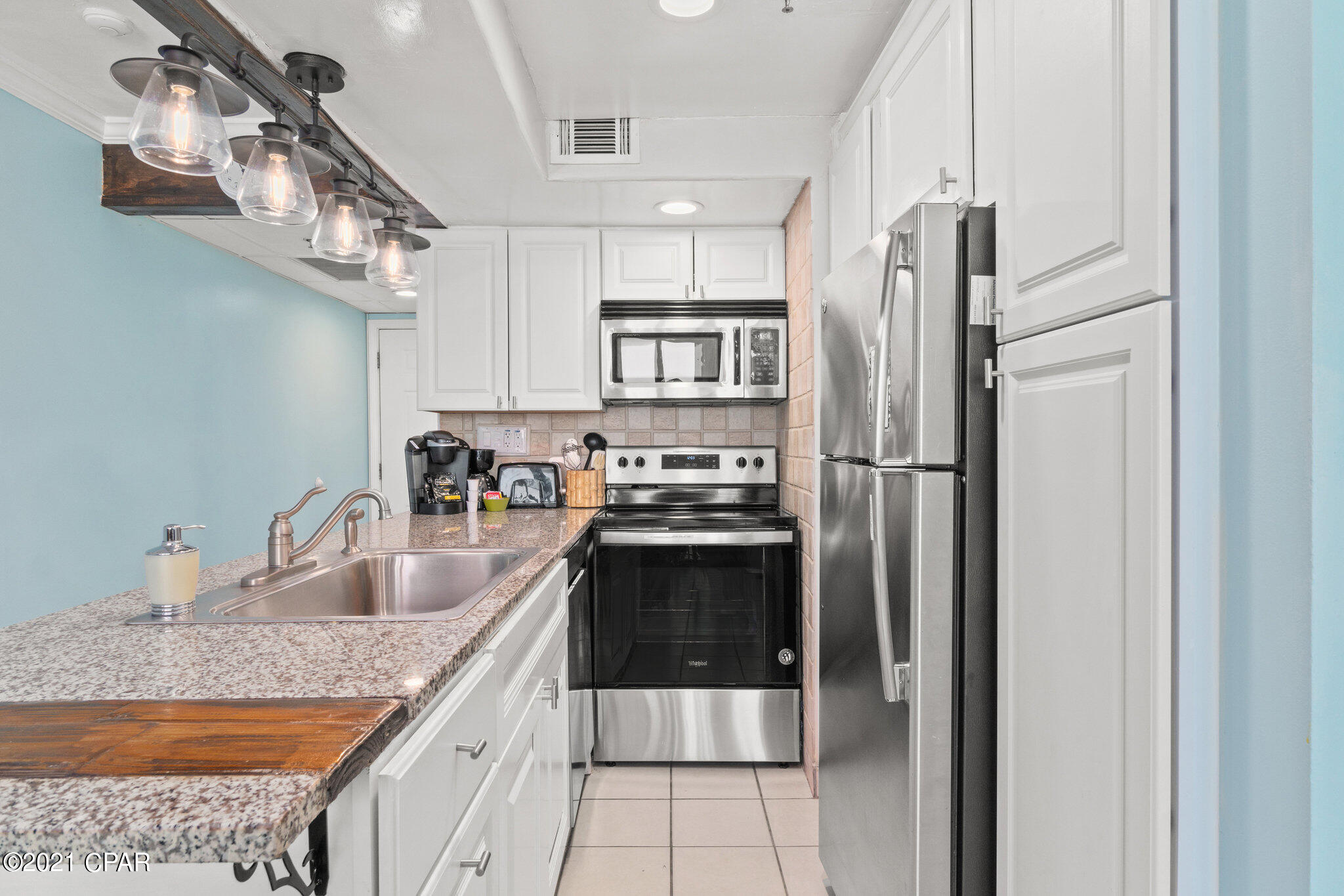 Sunbird Condo - Residential