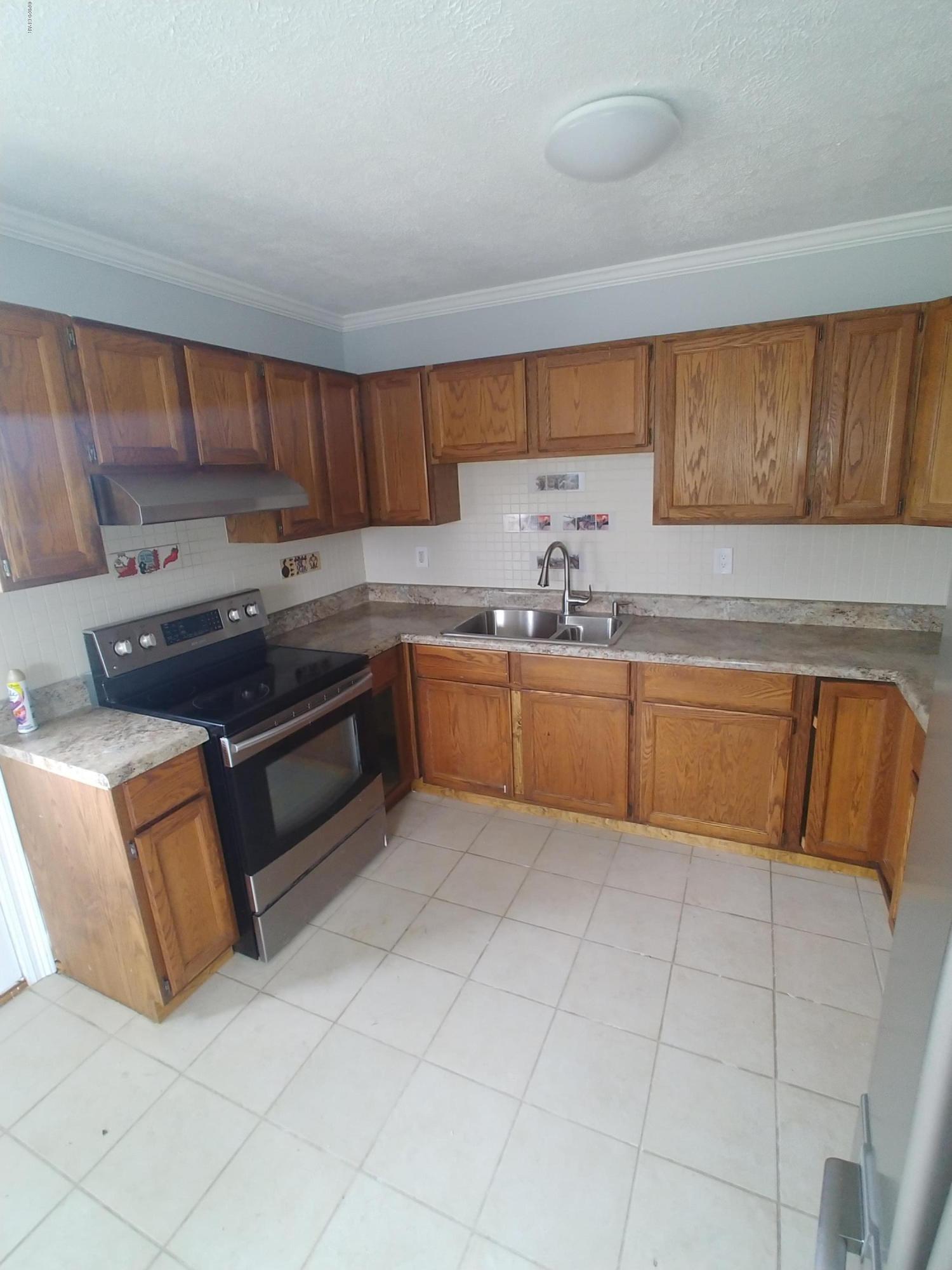 [No Recorded Subdiv] - Residential