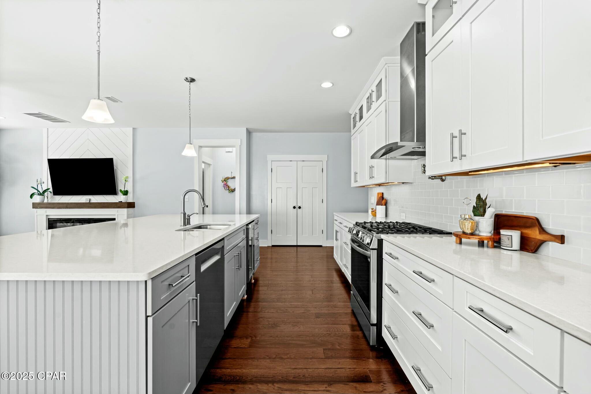 Breakfast Point - Residential