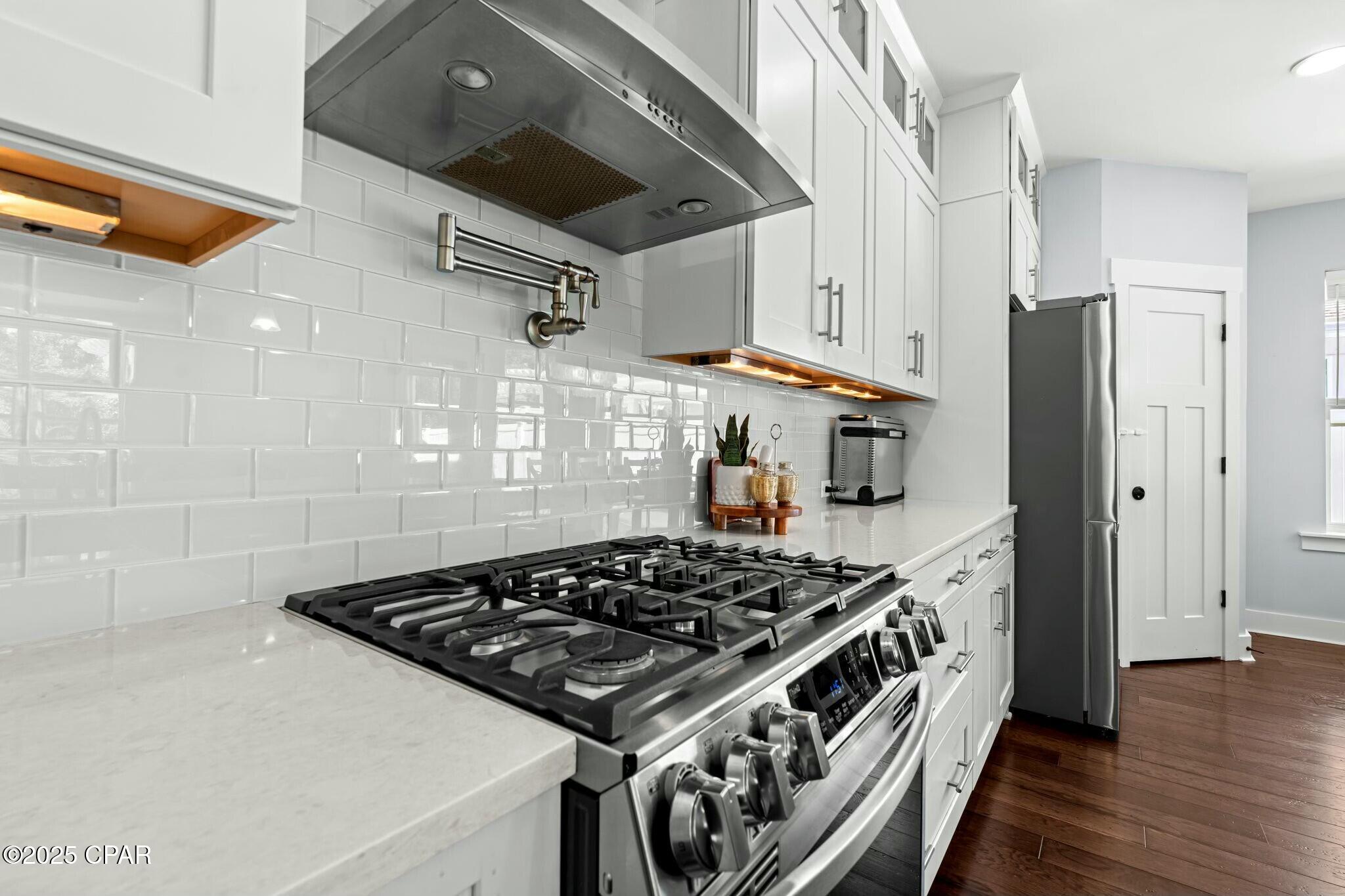 Breakfast Point - Residential