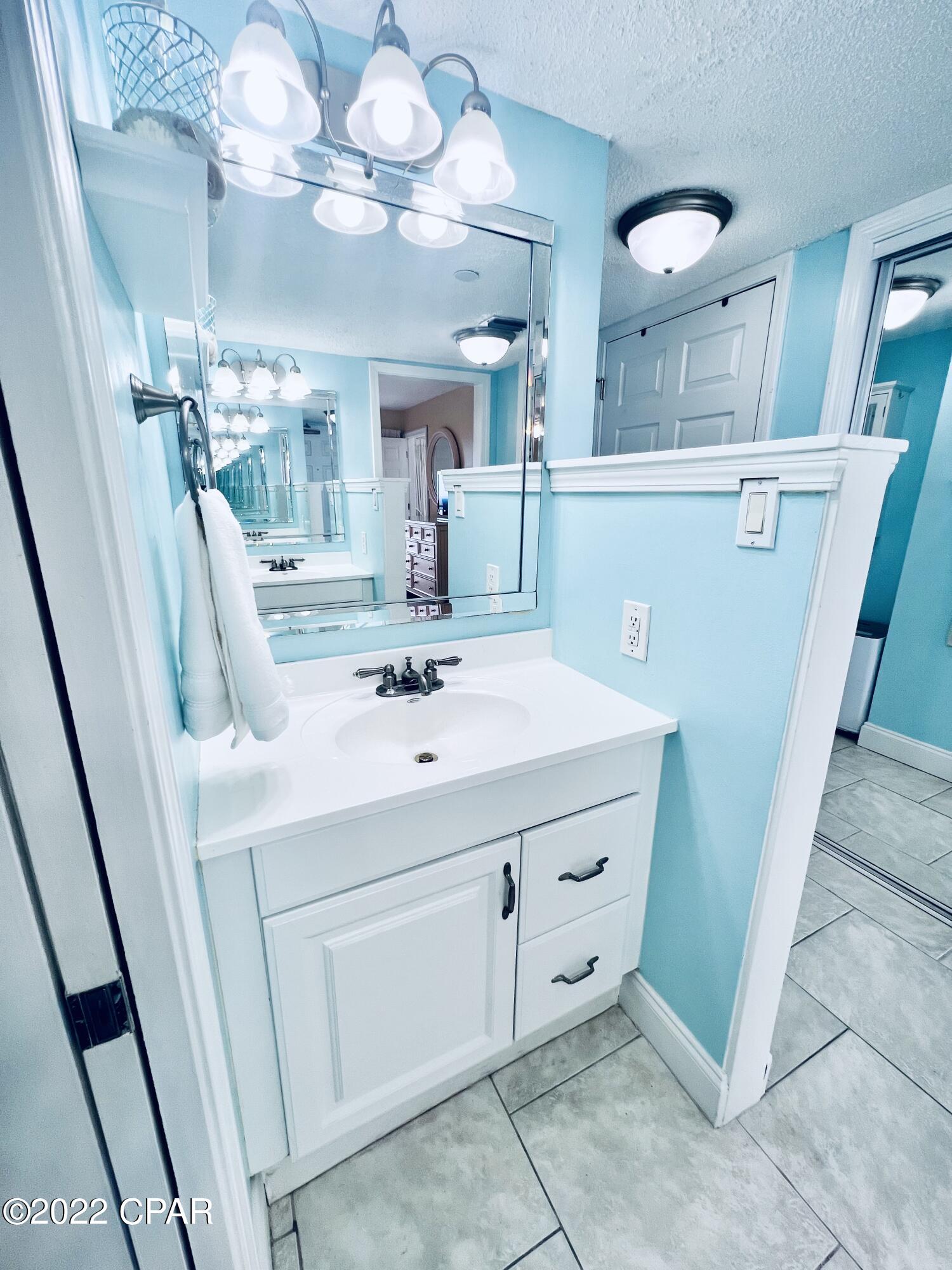 The Commodore - Residential