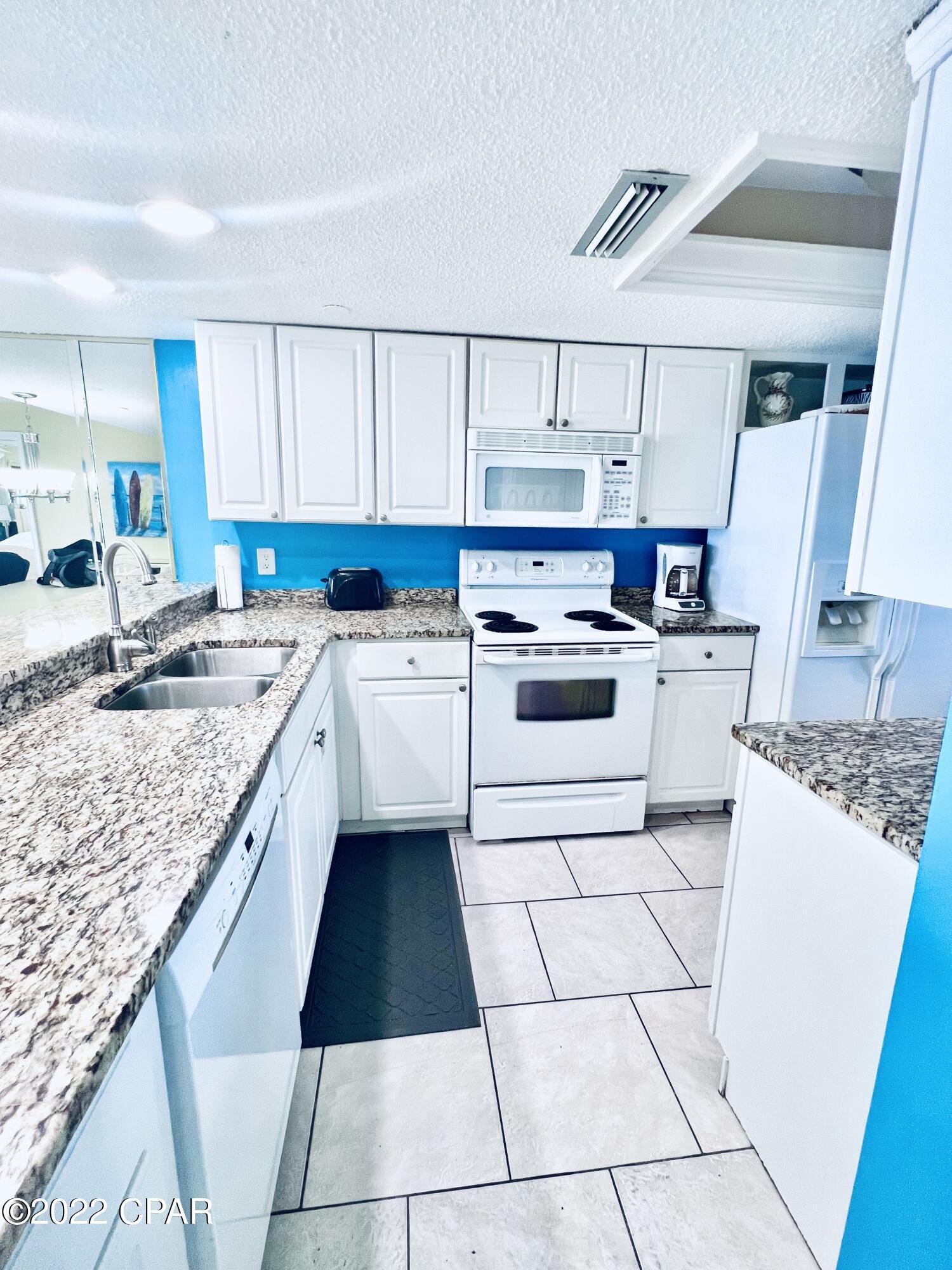 The Commodore - Residential