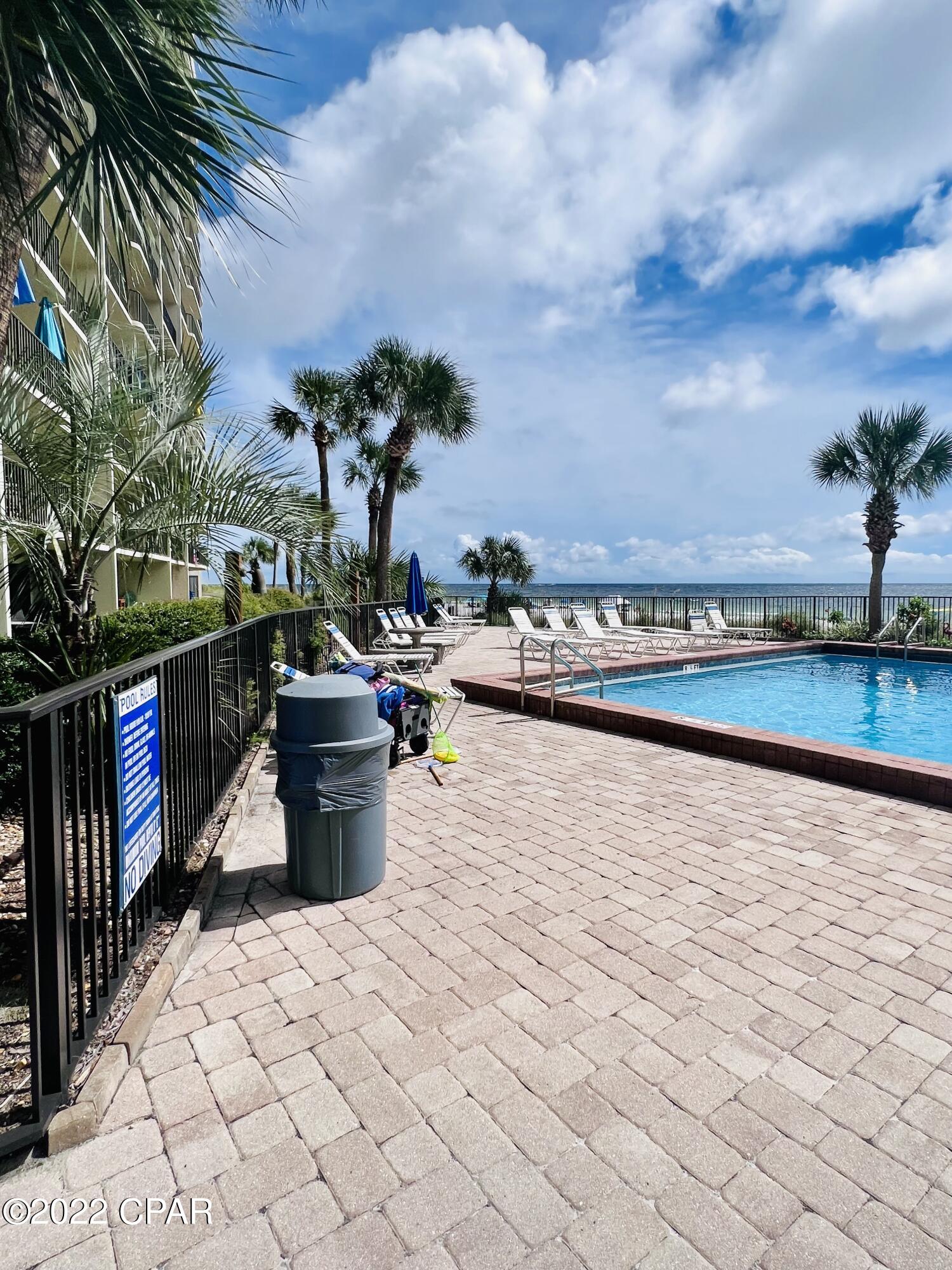 The Commodore - Residential