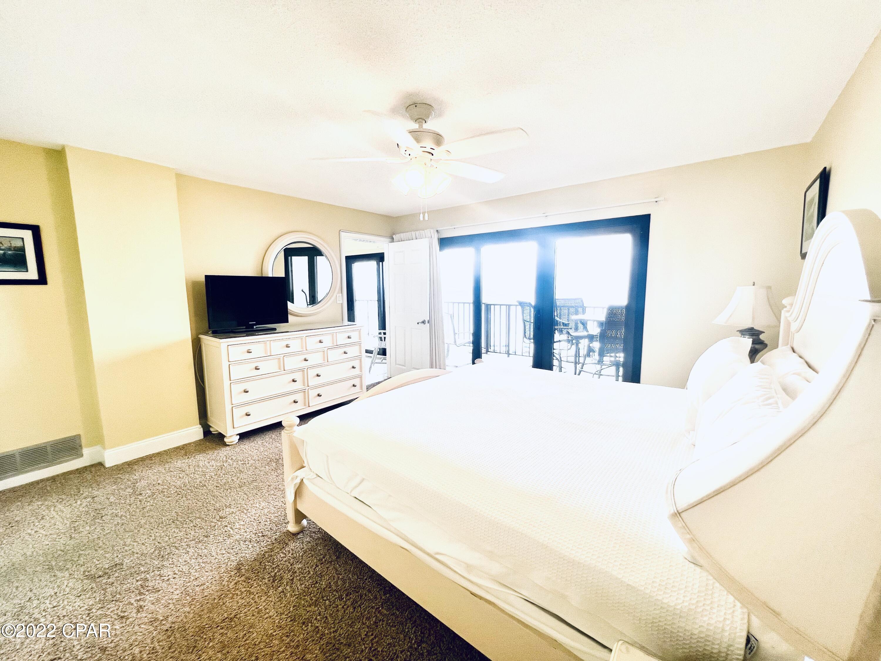 The Commodore - Residential