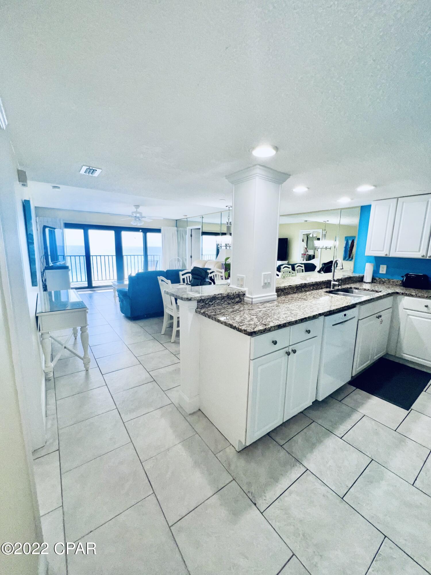 The Commodore - Residential