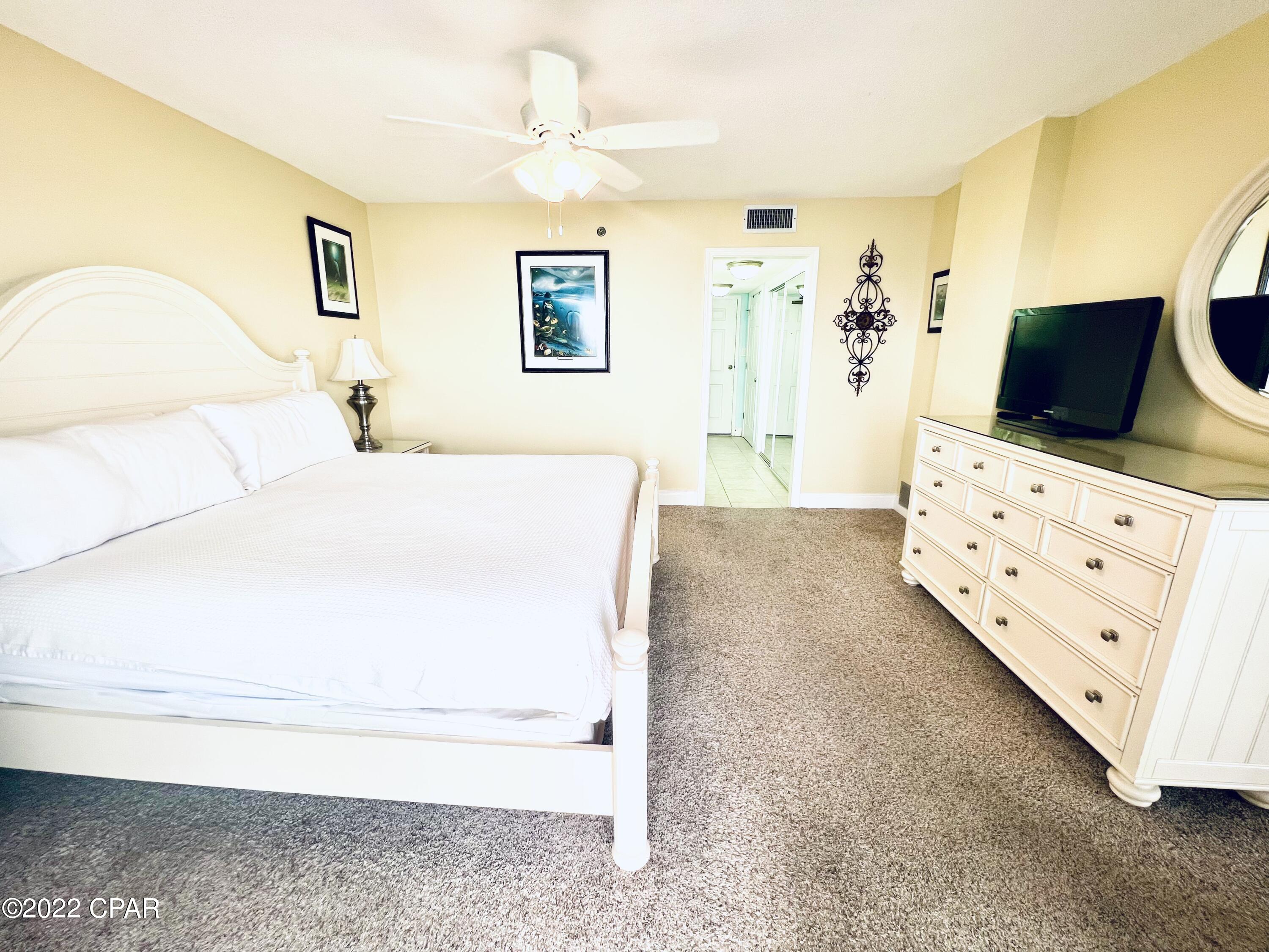 The Commodore - Residential