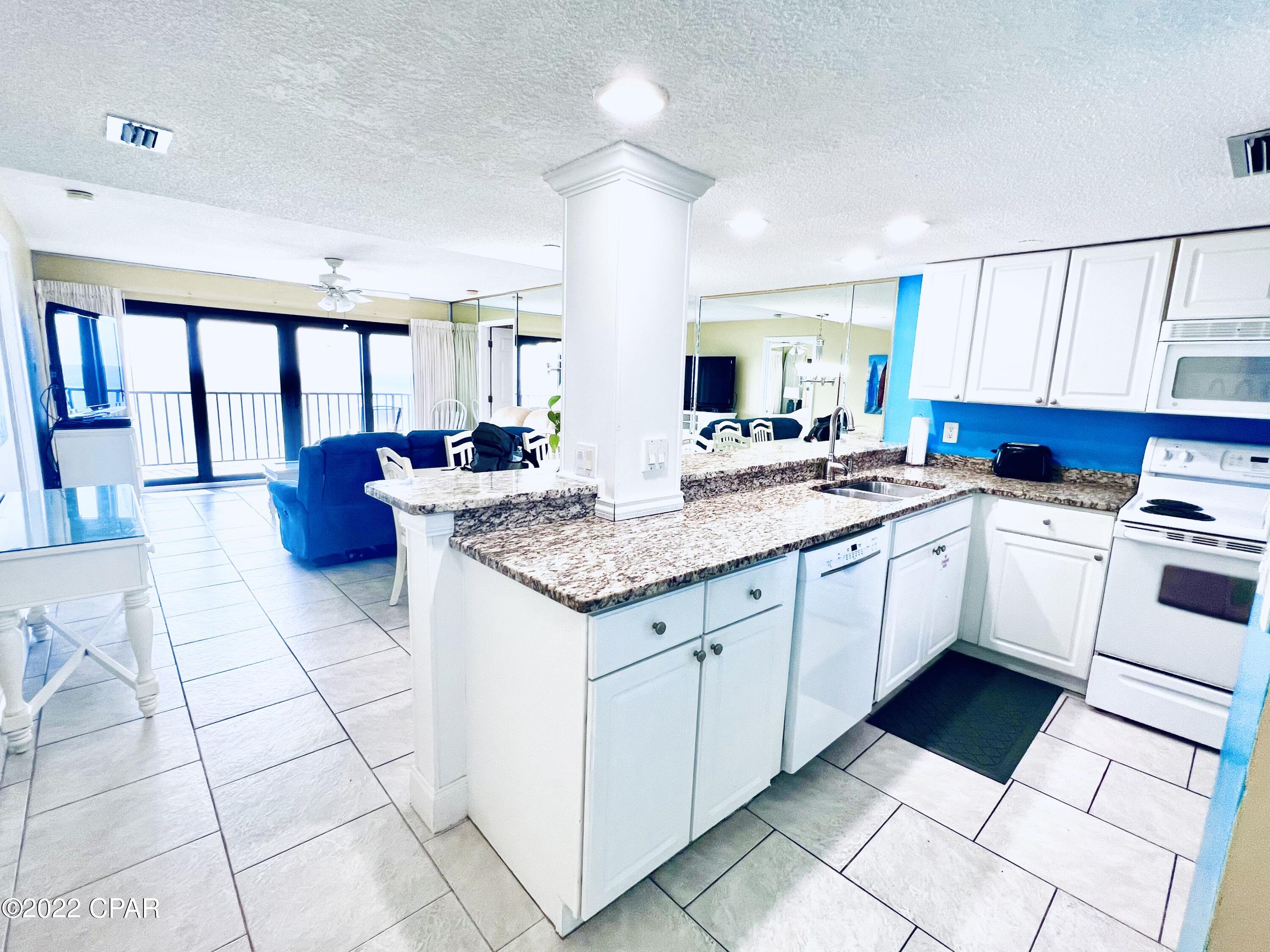 The Commodore - Residential