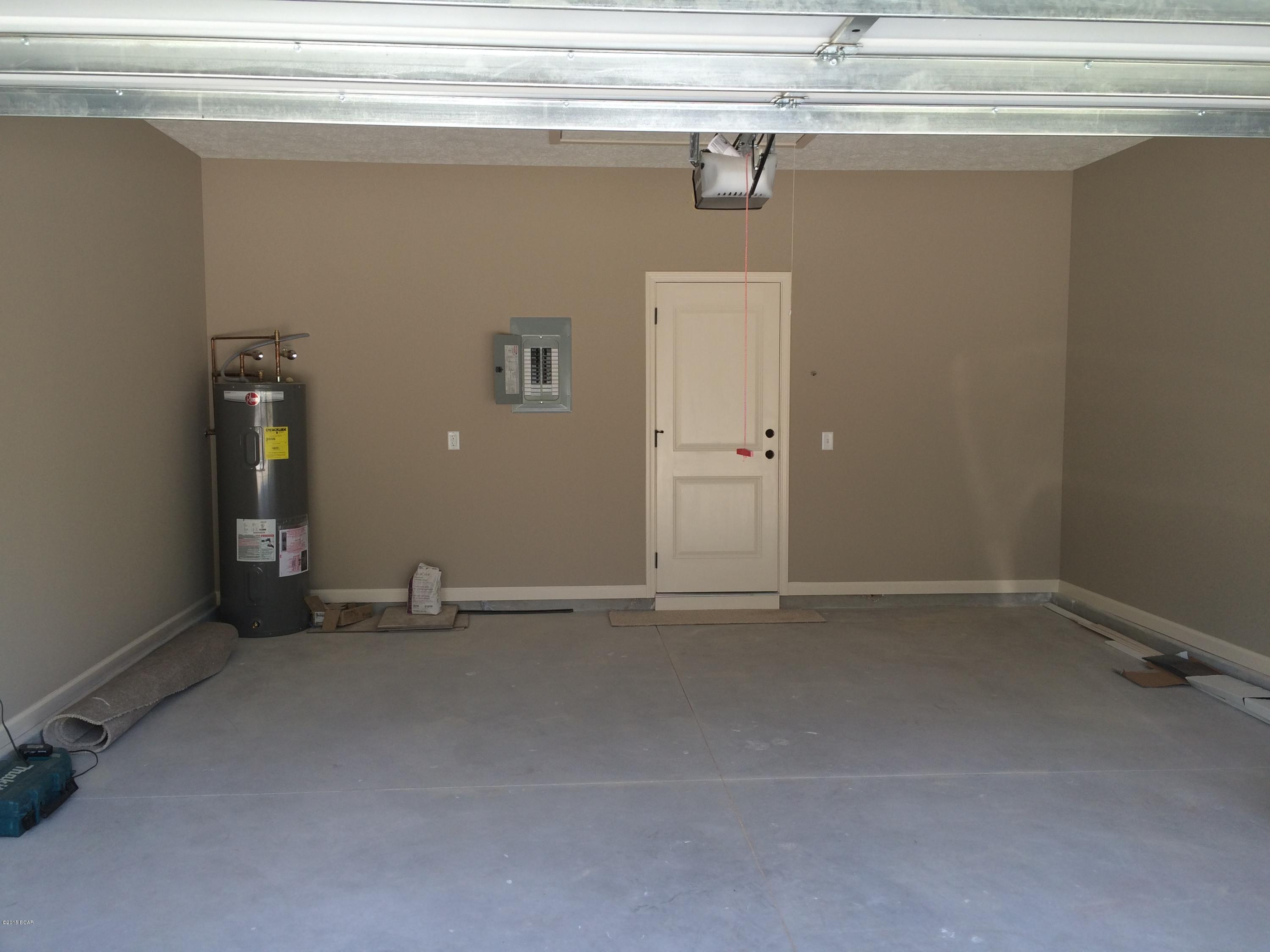 Falcon's Ridge North - Residential