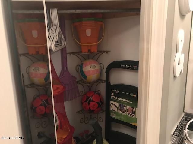 Fontainebleau Terrace - Residential