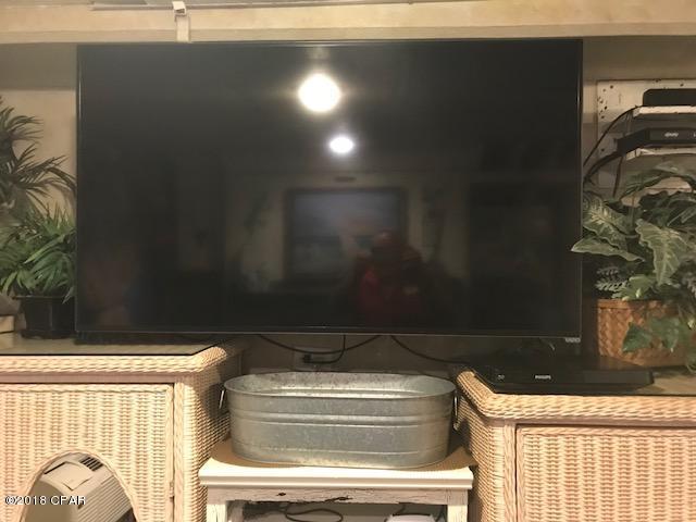 Fontainebleau Terrace - Residential