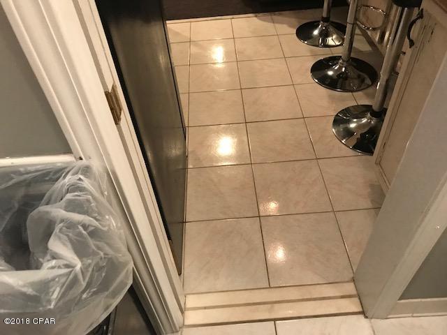 Fontainebleau Terrace - Residential