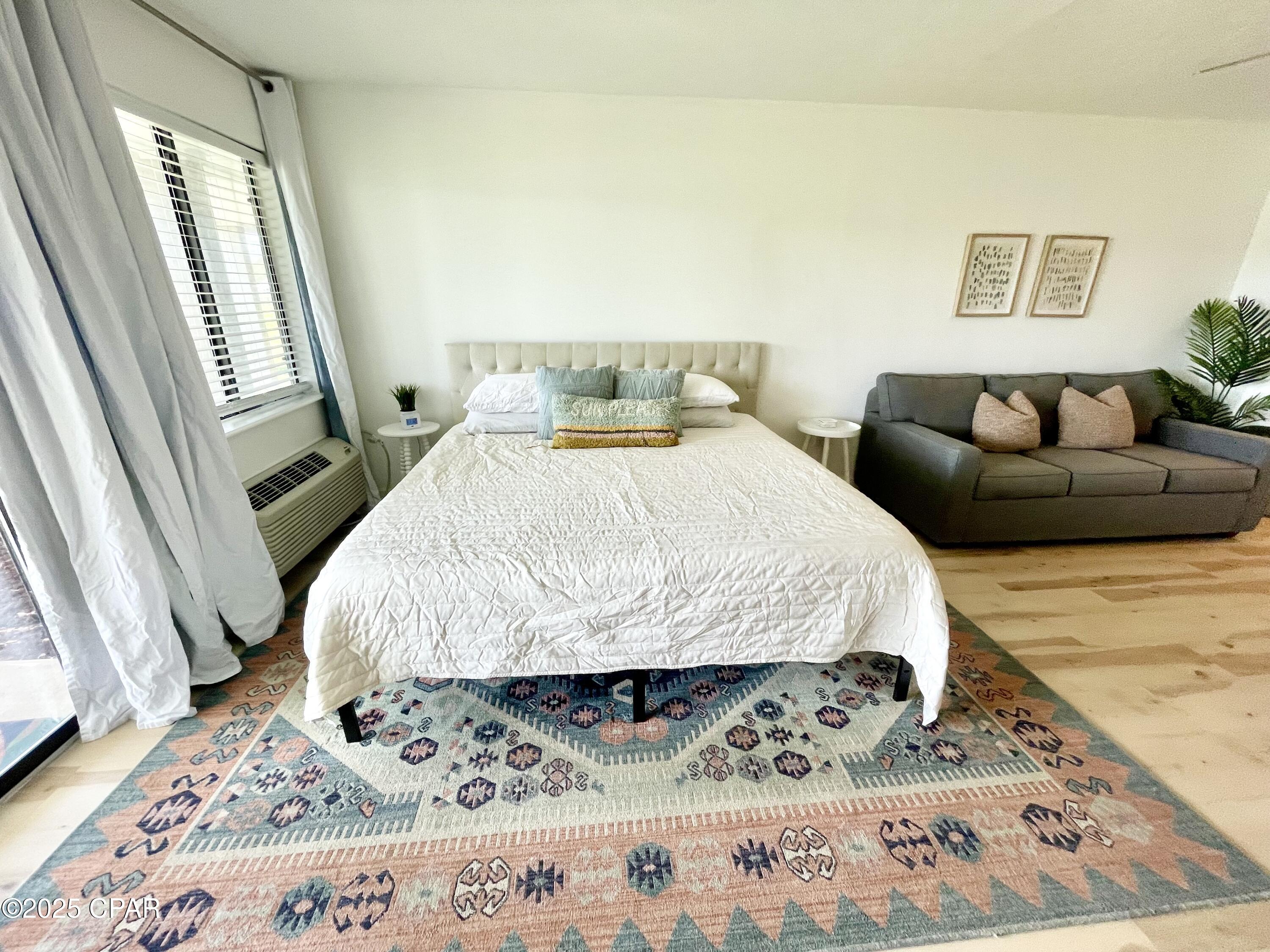 Lullwater Beach - Residential