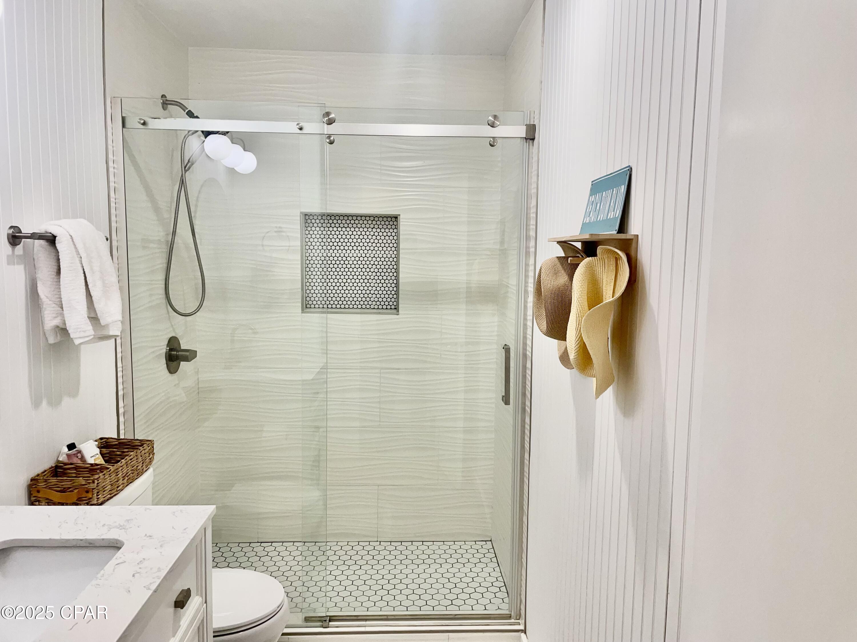 Lullwater Beach - Residential