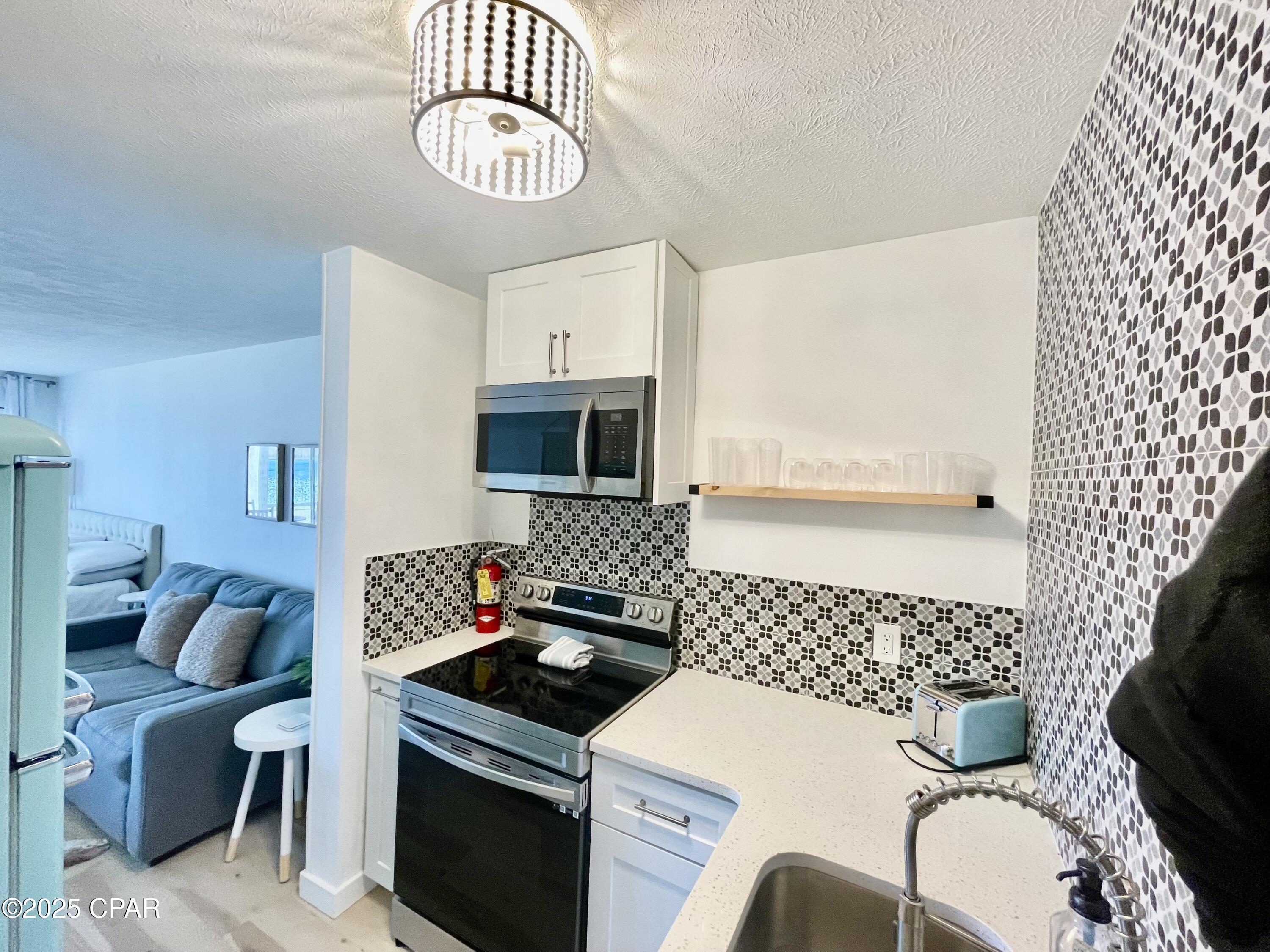 Lullwater Beach - Residential